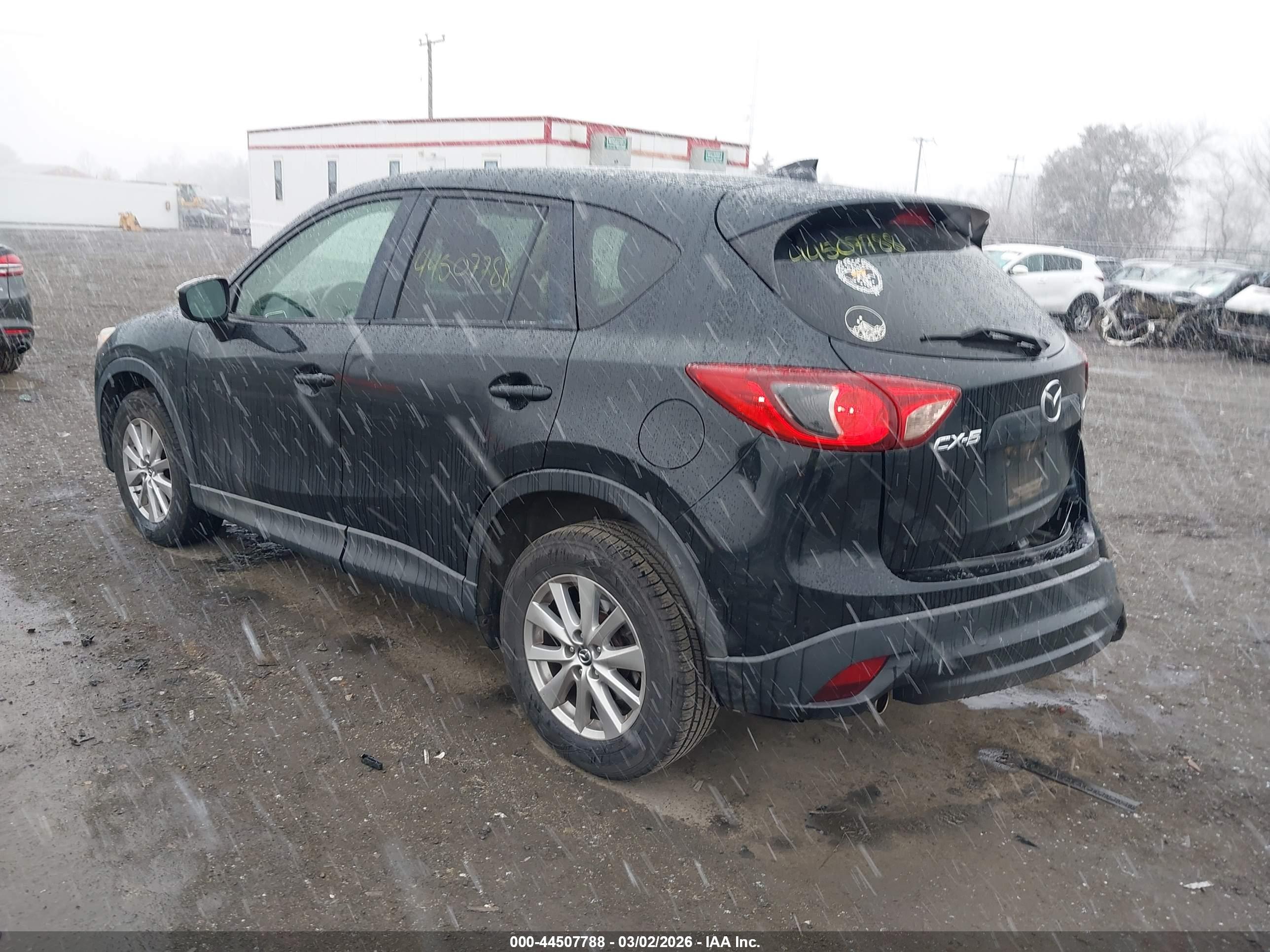 MAZDA CX-5 image 3