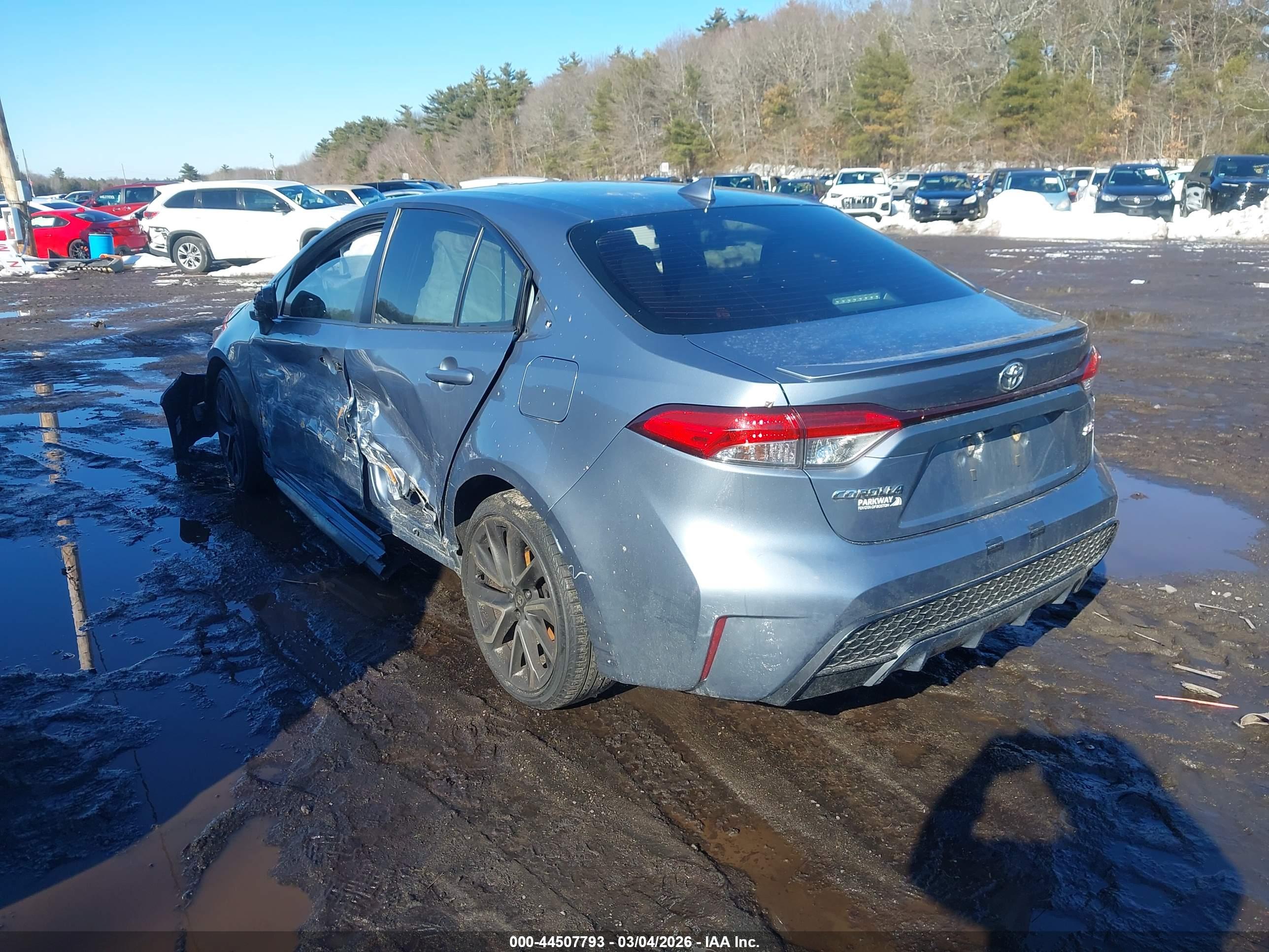 TOYOTA COROLLA image 3