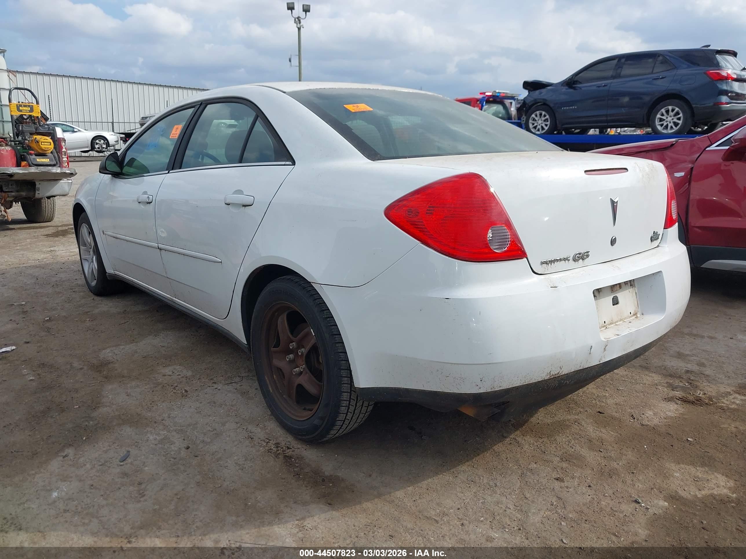 PONTIAC G6 image 3
