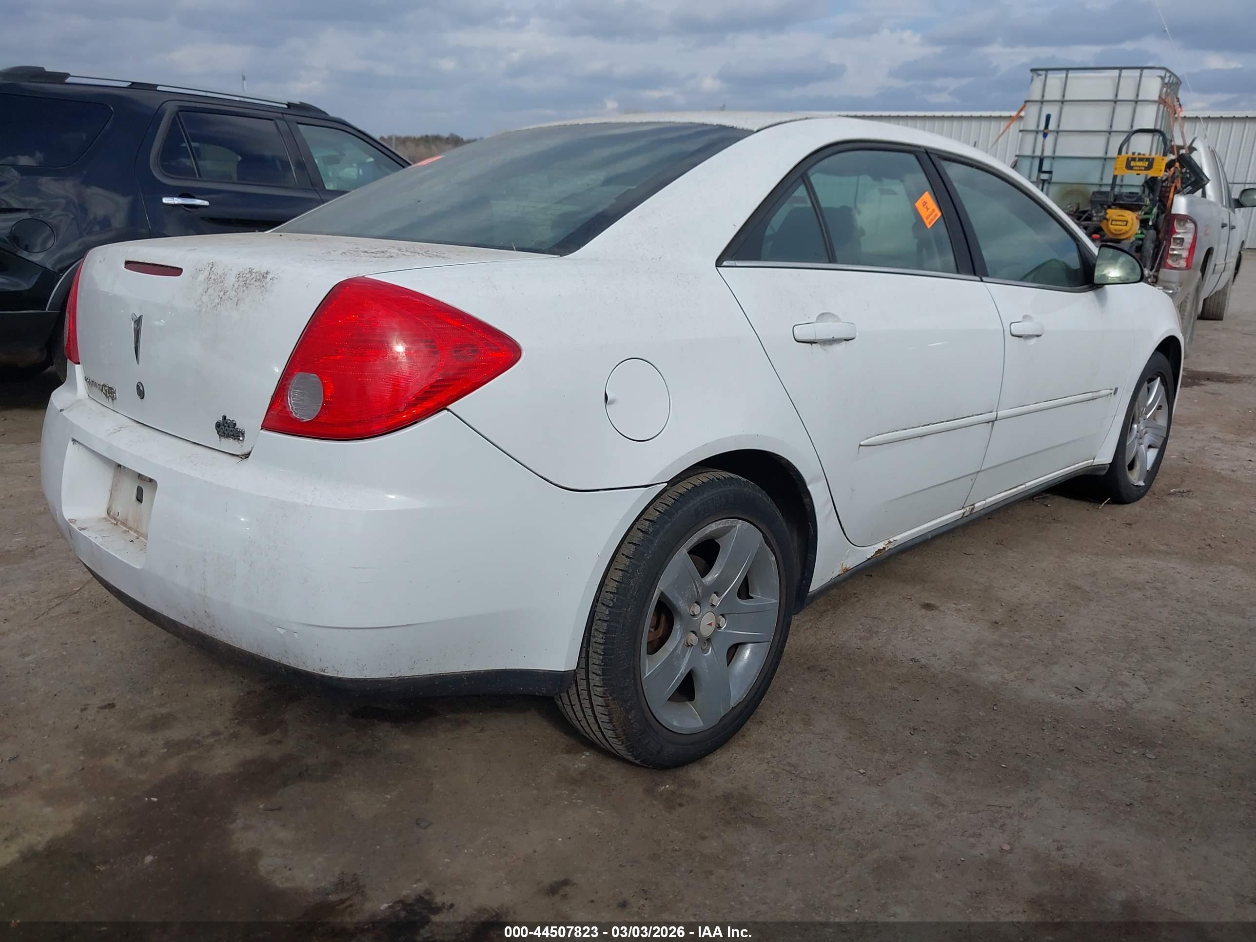 PONTIAC G6 image 4