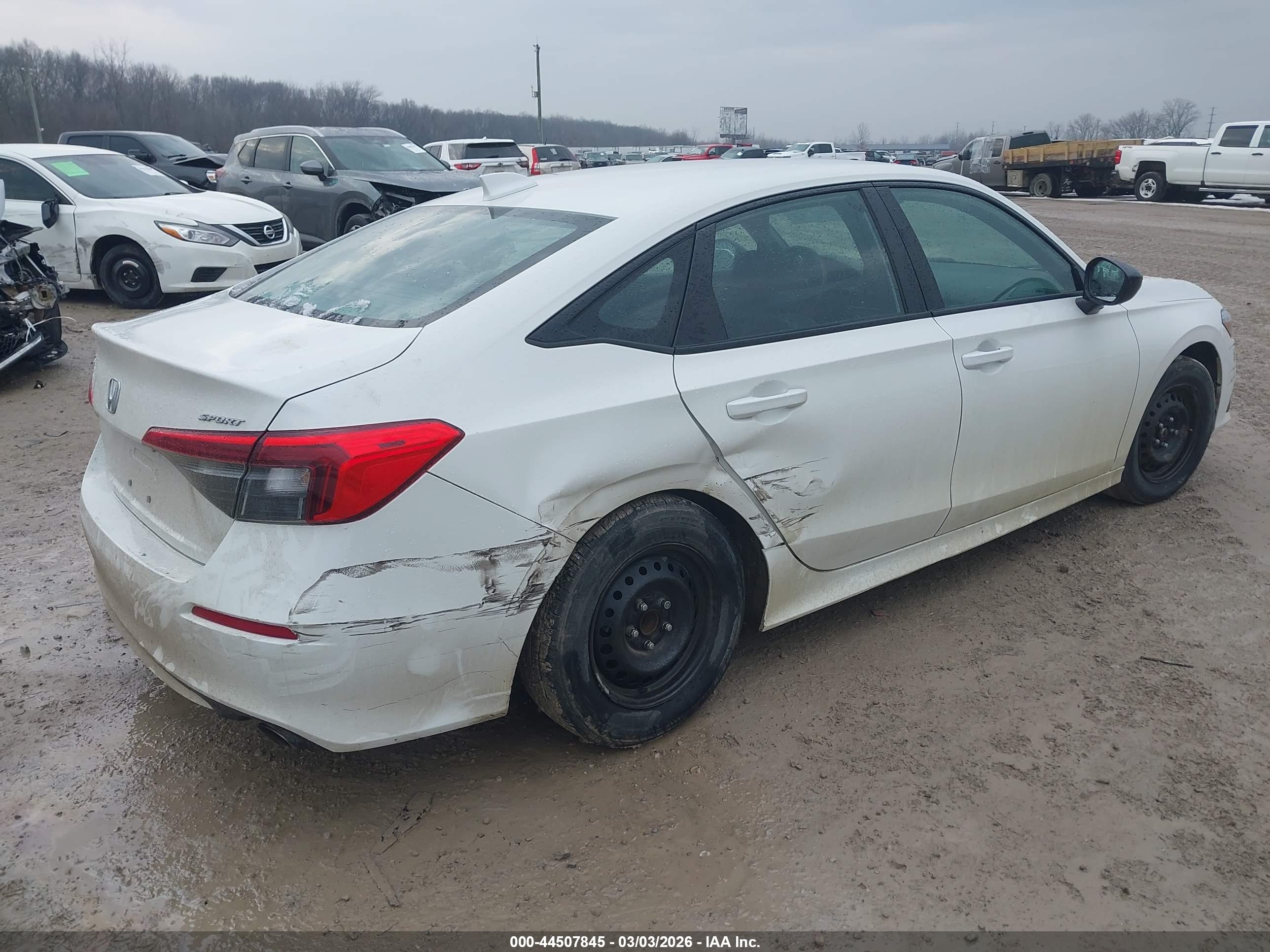 HONDA CIVIC image 4