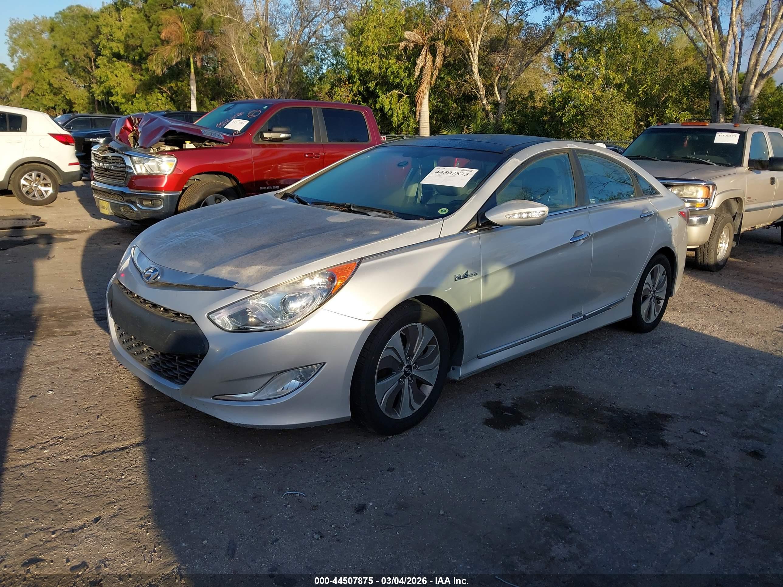 HYUNDAI SONATA image 2