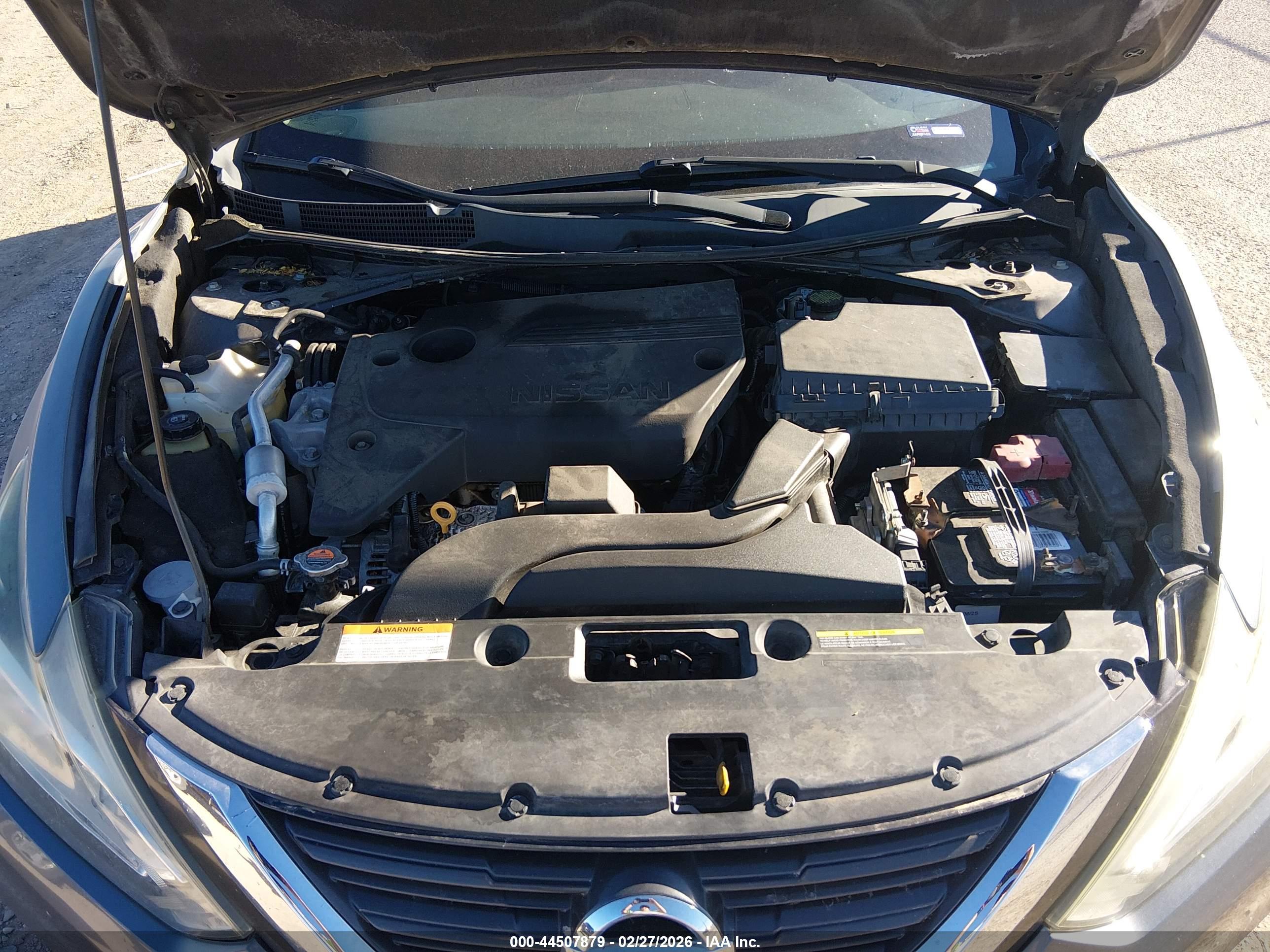 NISSAN ALTIMA image 10