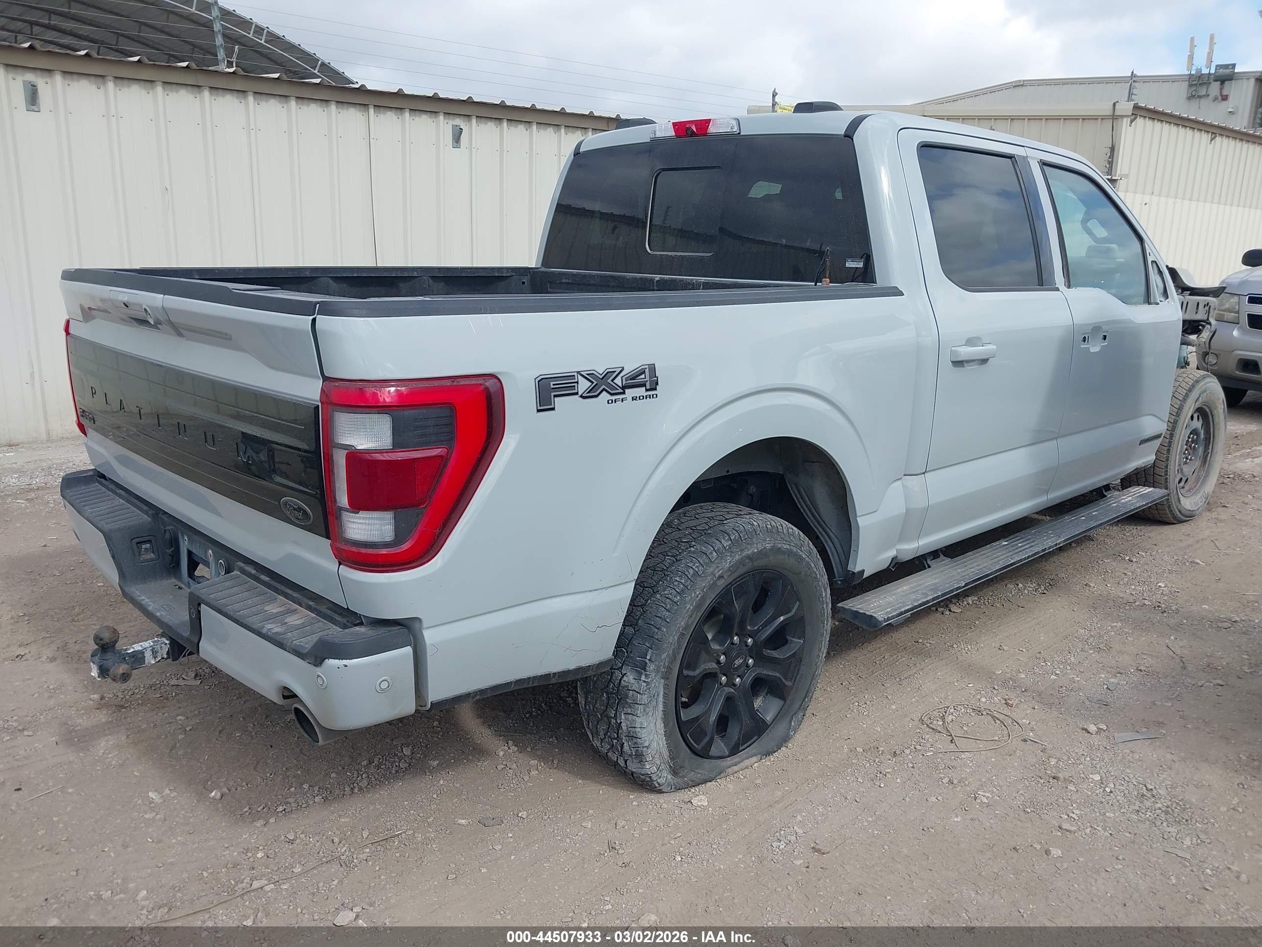 FORD F-150 image 4