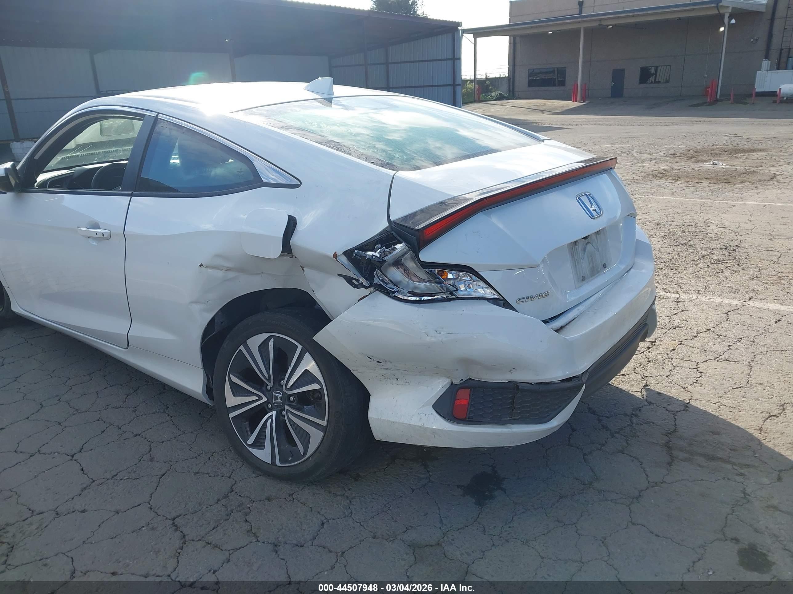 HONDA CIVIC image 6