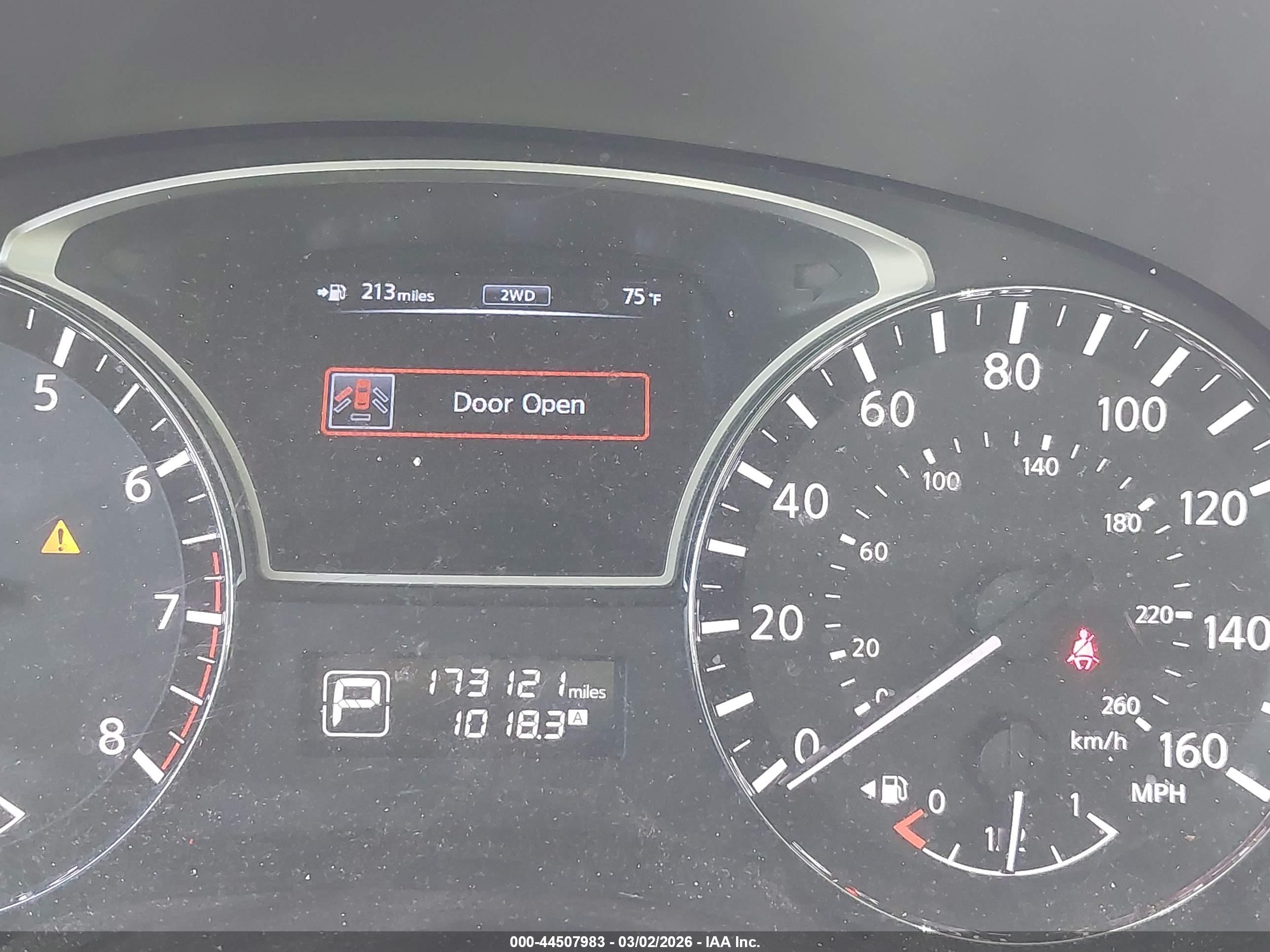 NISSAN PATHFINDER image 7