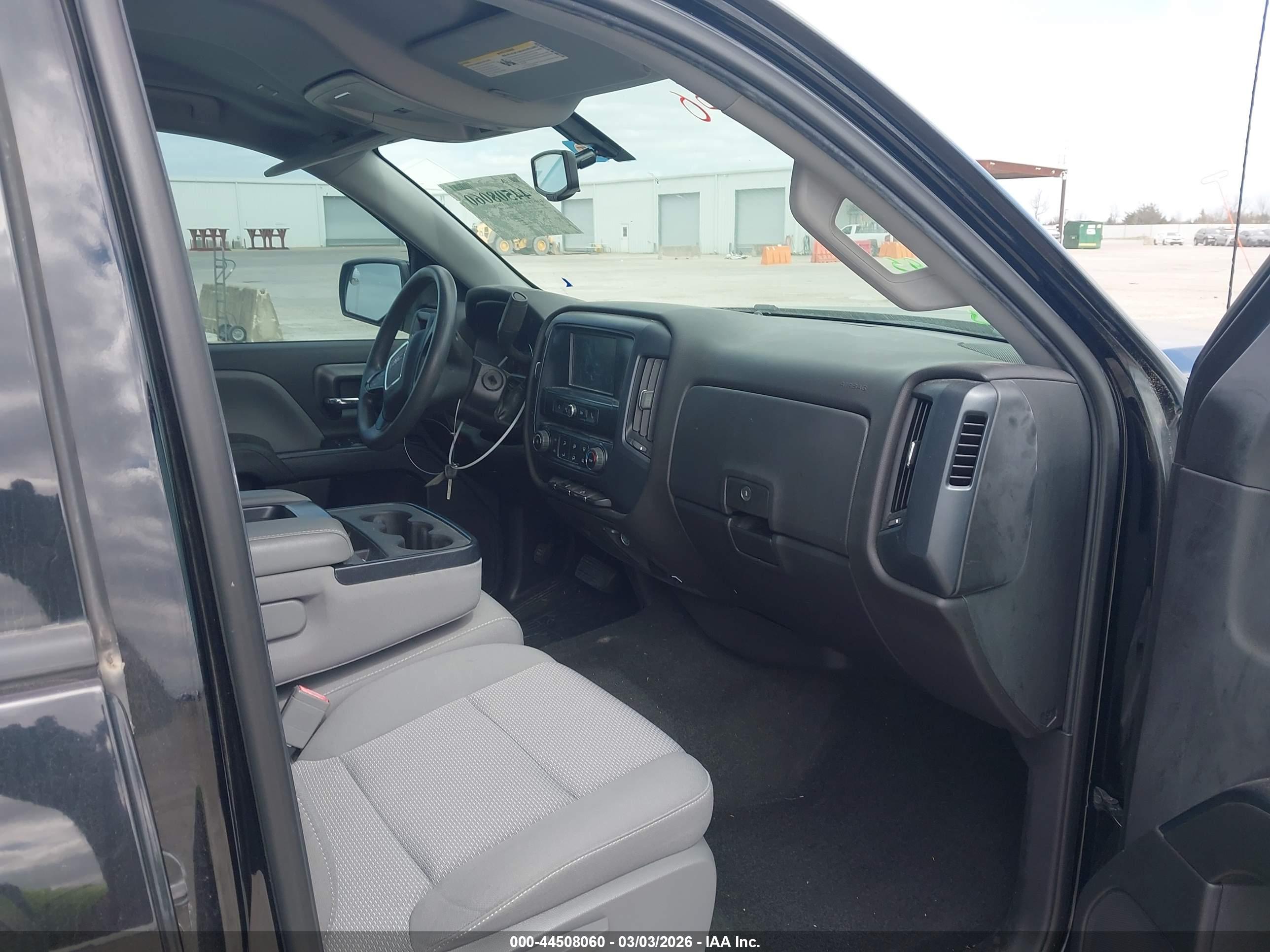 GMC SIERRA image 5