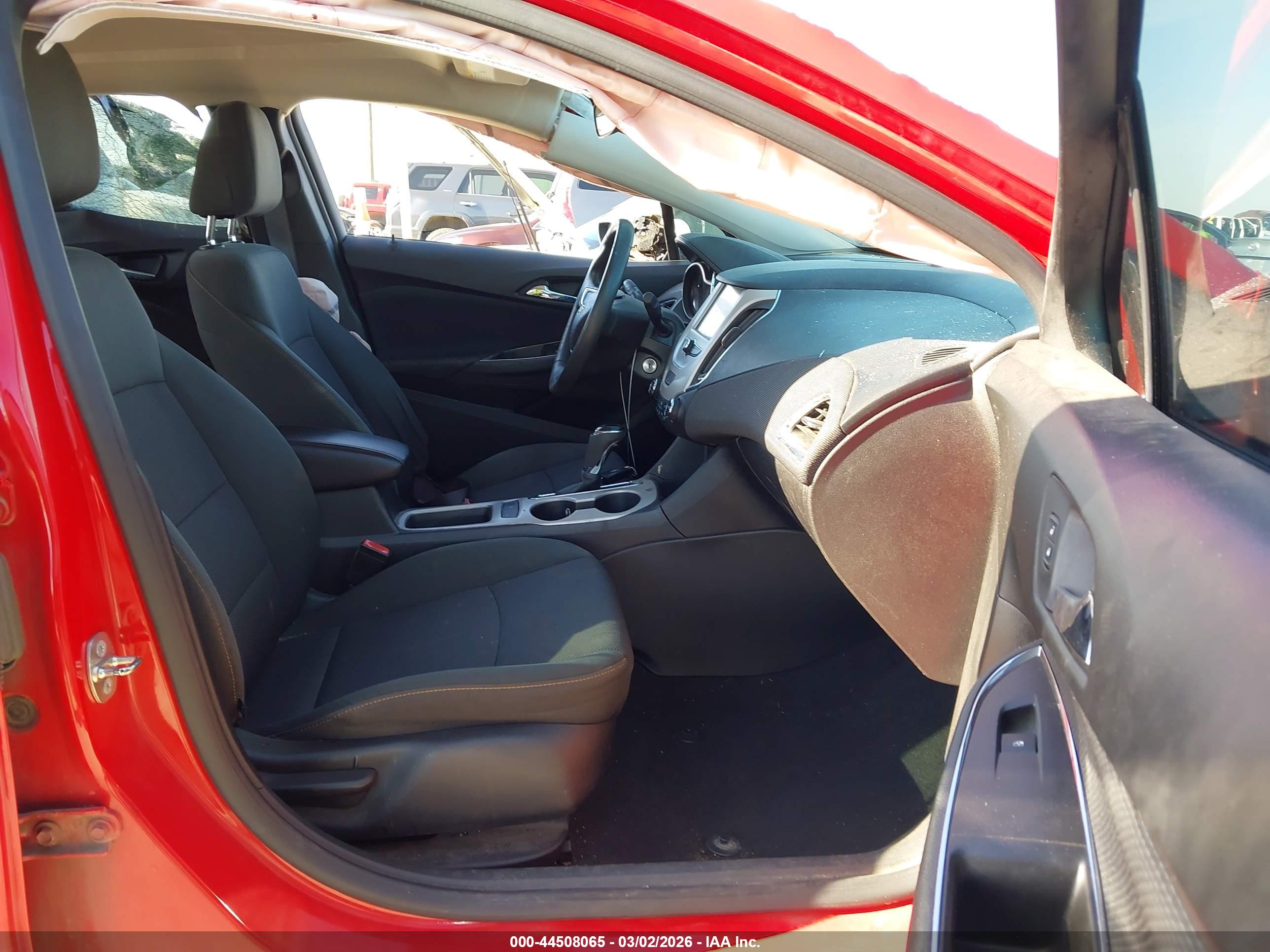 CHEVROLET CRUZE image 5