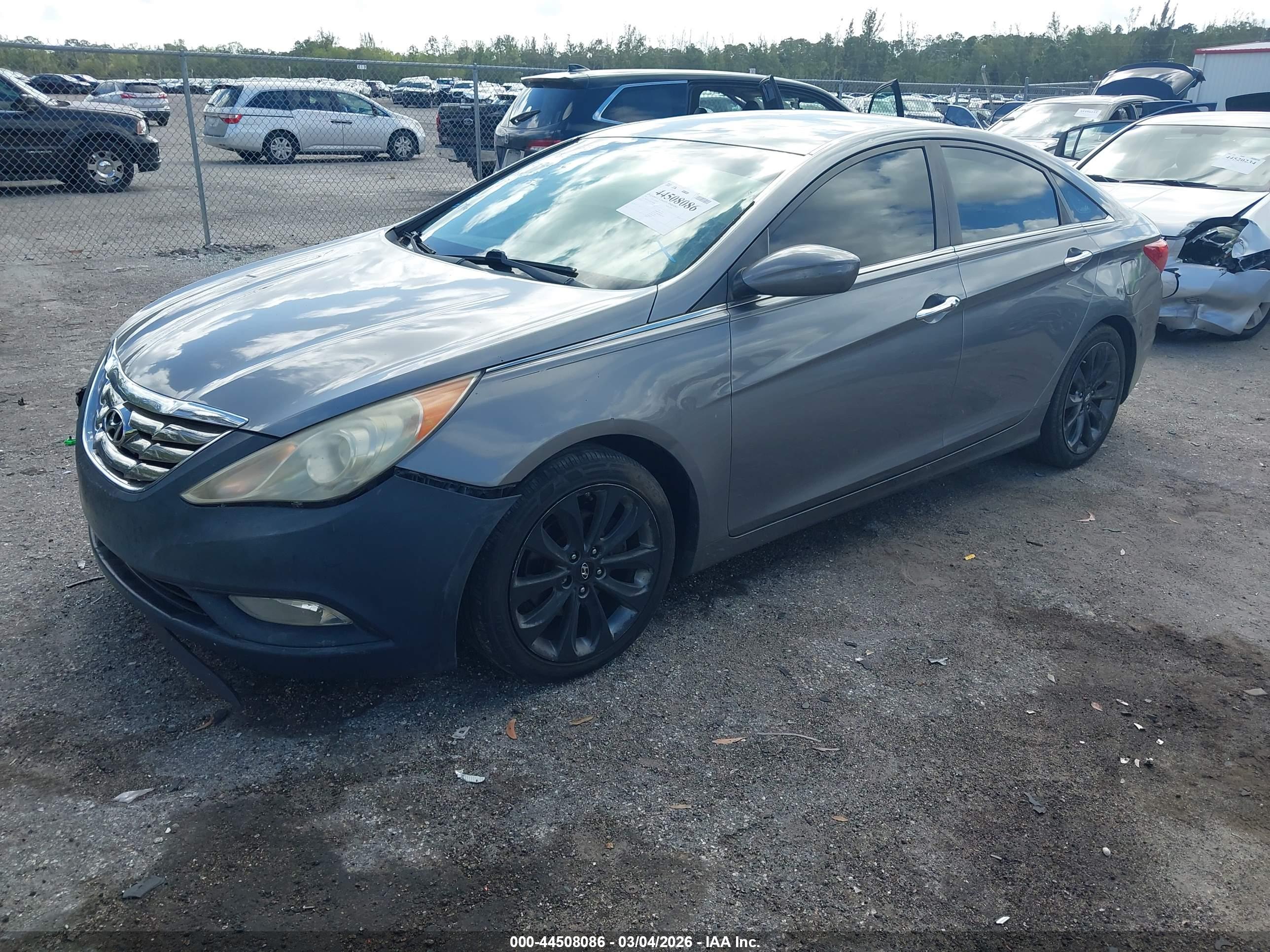 HYUNDAI SONATA image 2