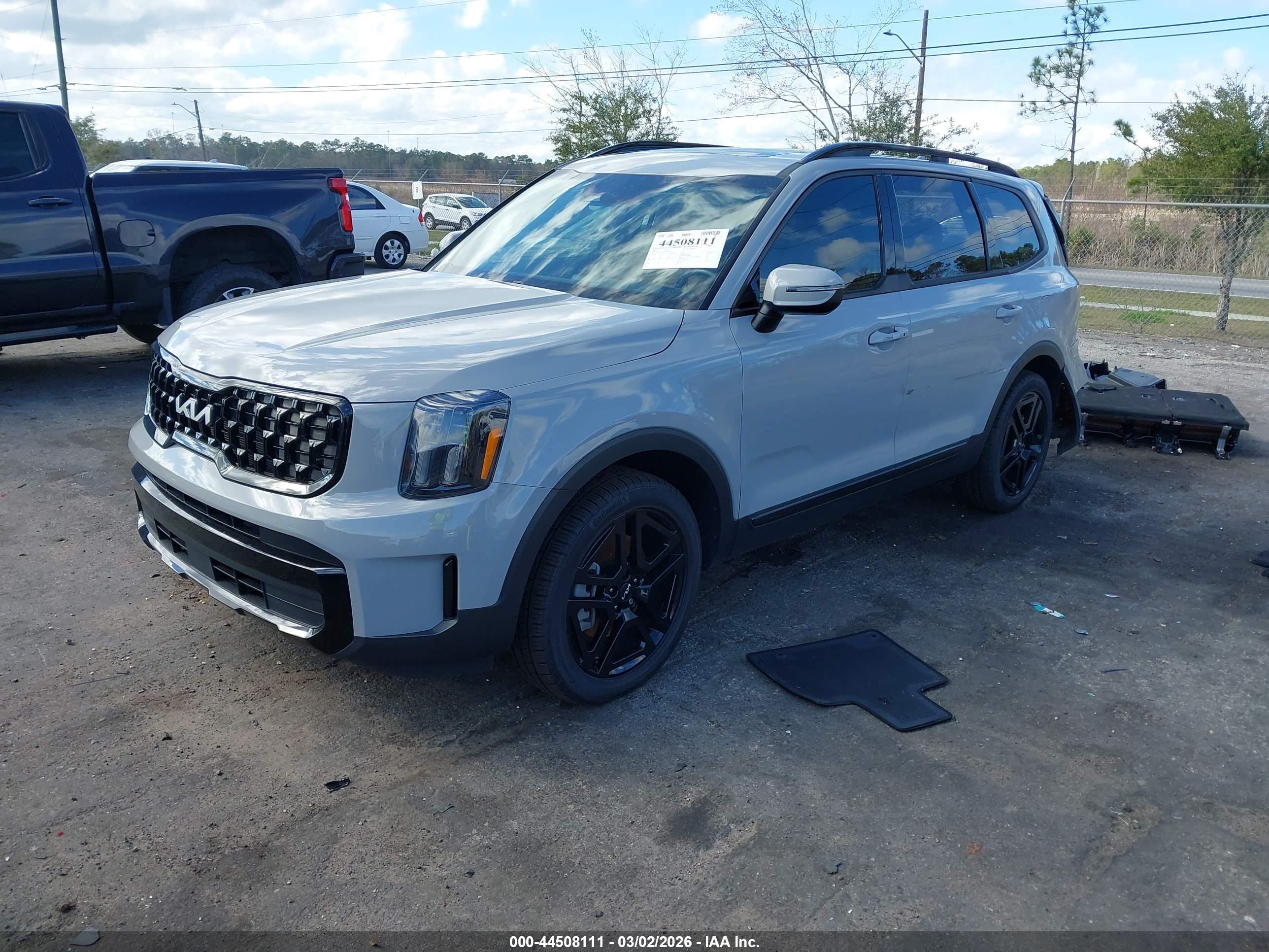 KIA TELLURIDE image 2