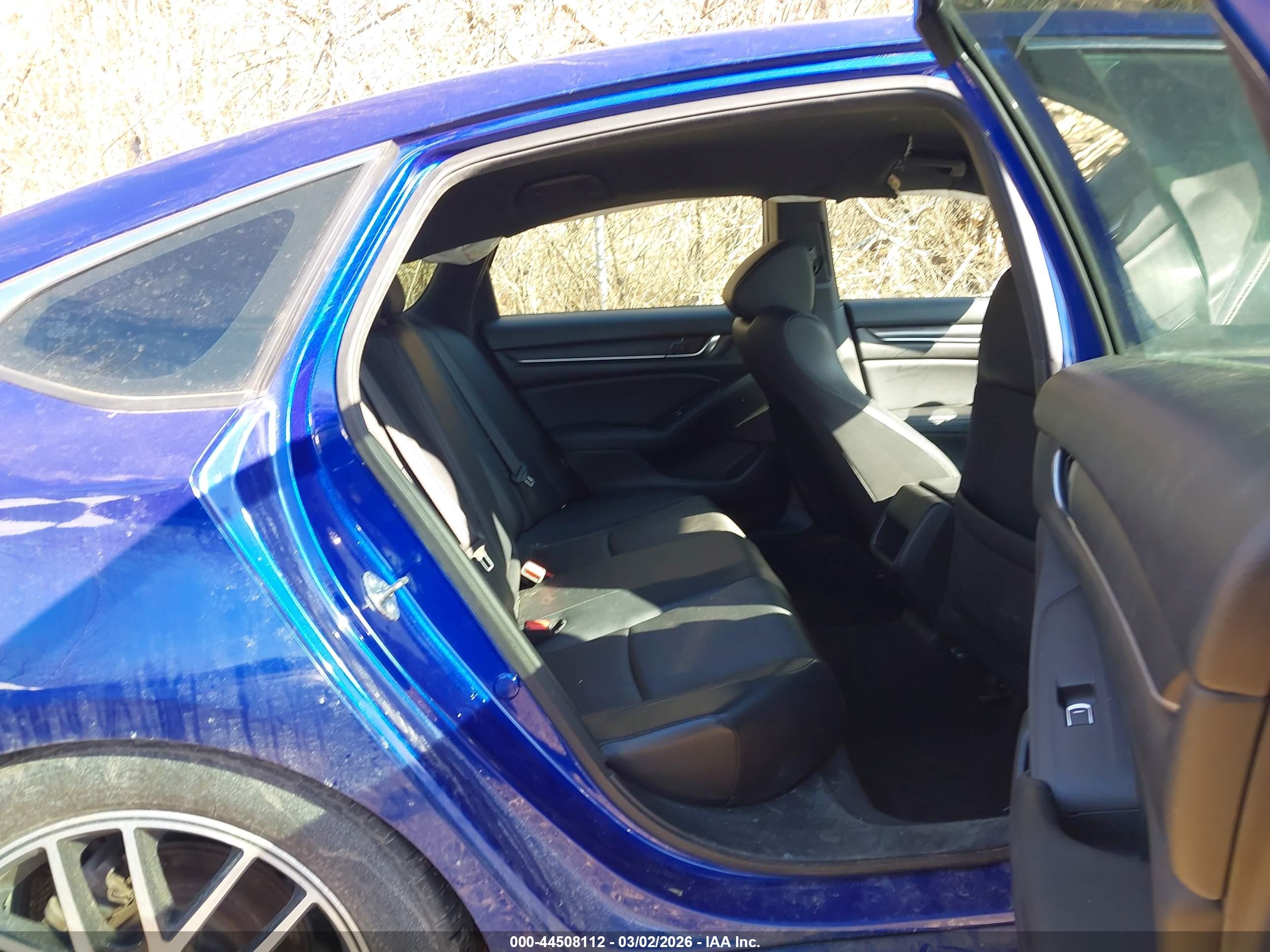 HONDA ACCORD image 8