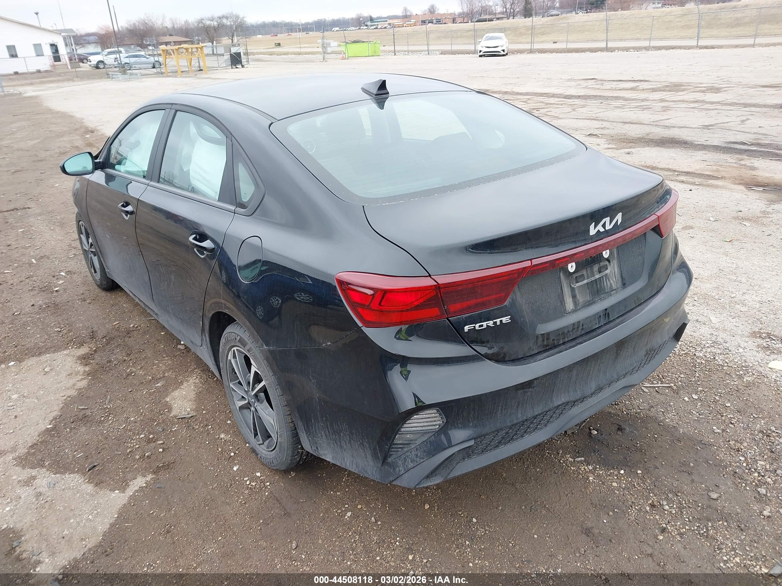 KIA FORTE image 3