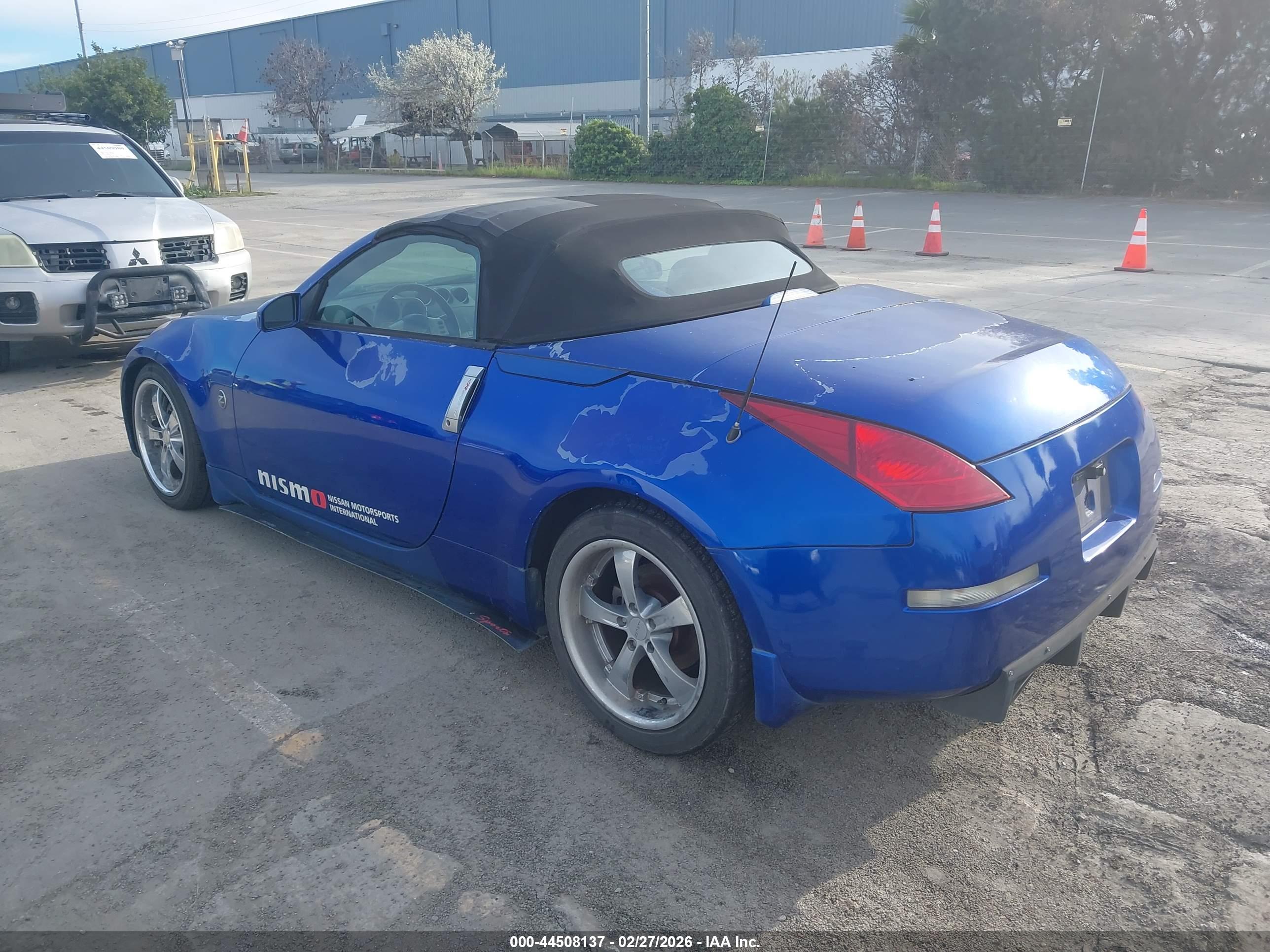 NISSAN 350Z image 3