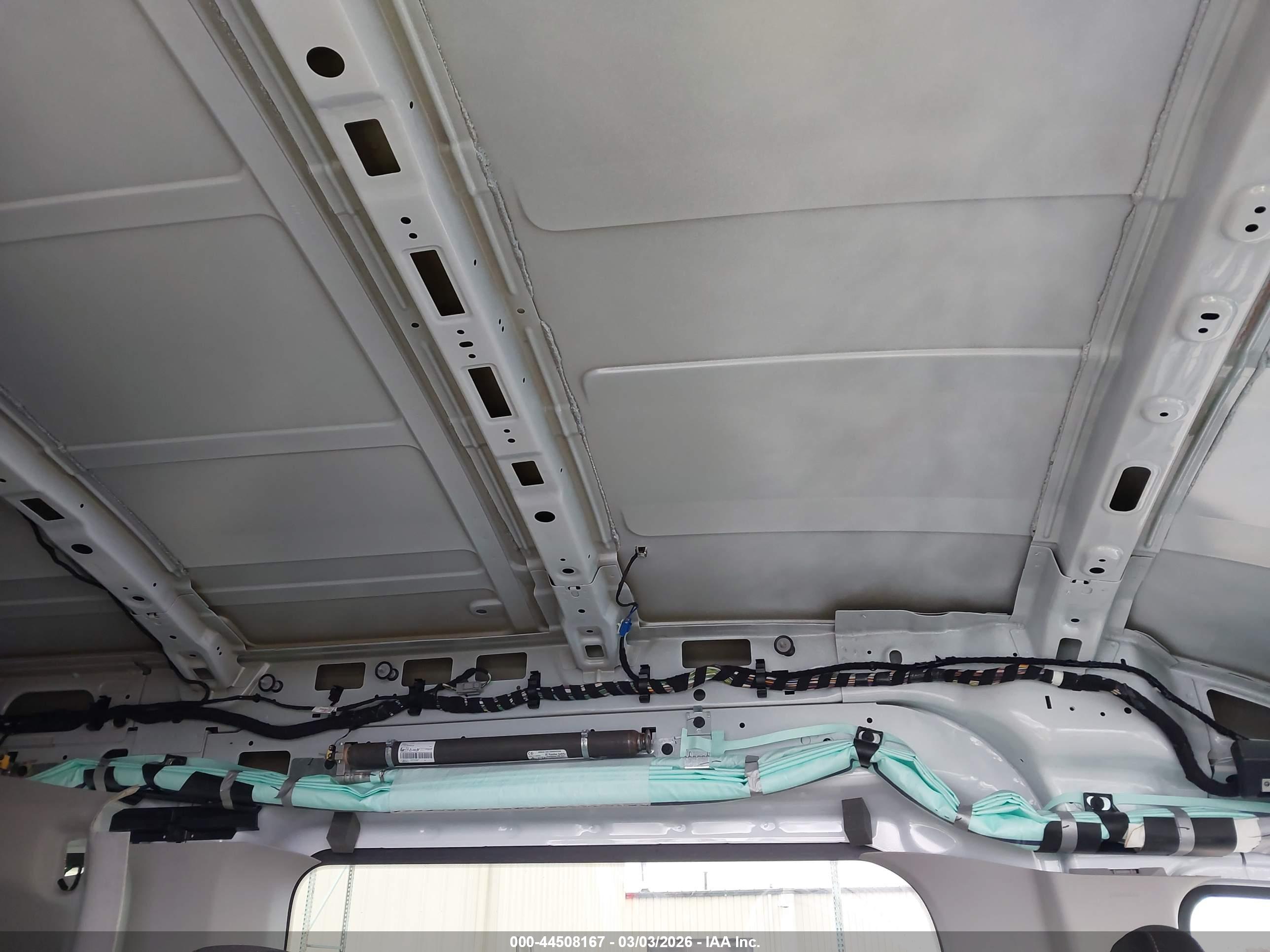FORD TRANSIT-350 image 6