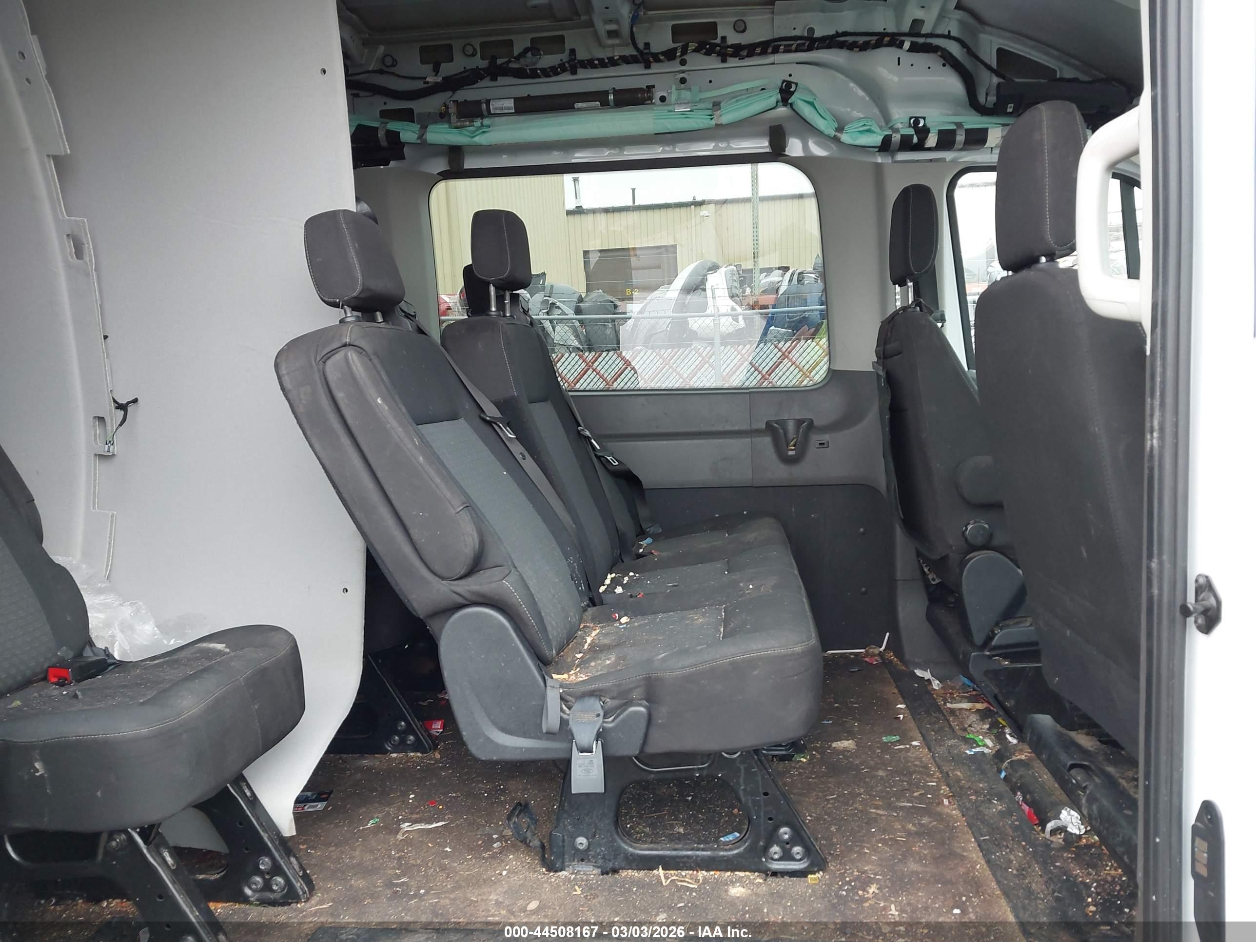 FORD TRANSIT-350 image 8