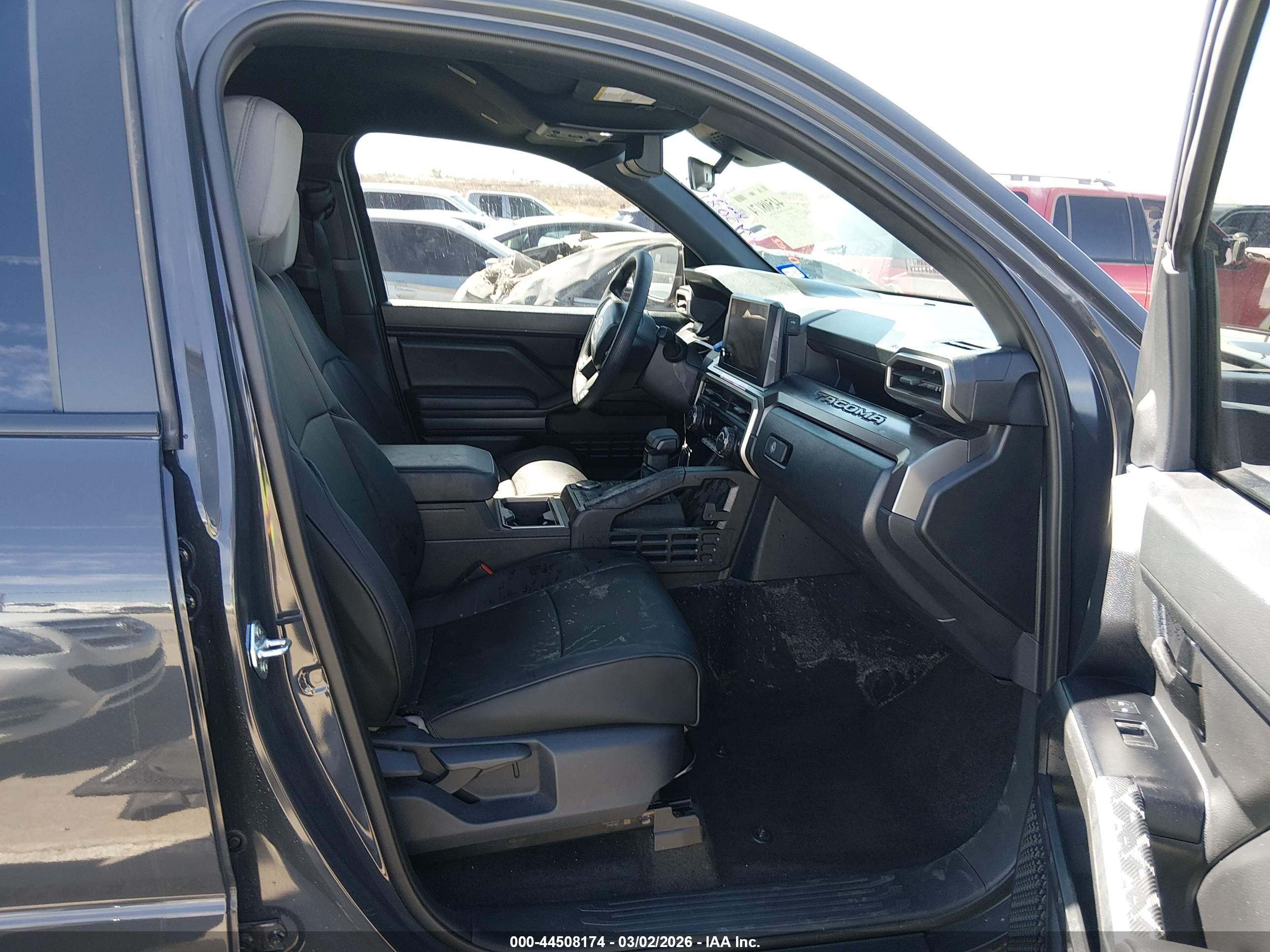 TOYOTA TACOMA image 5