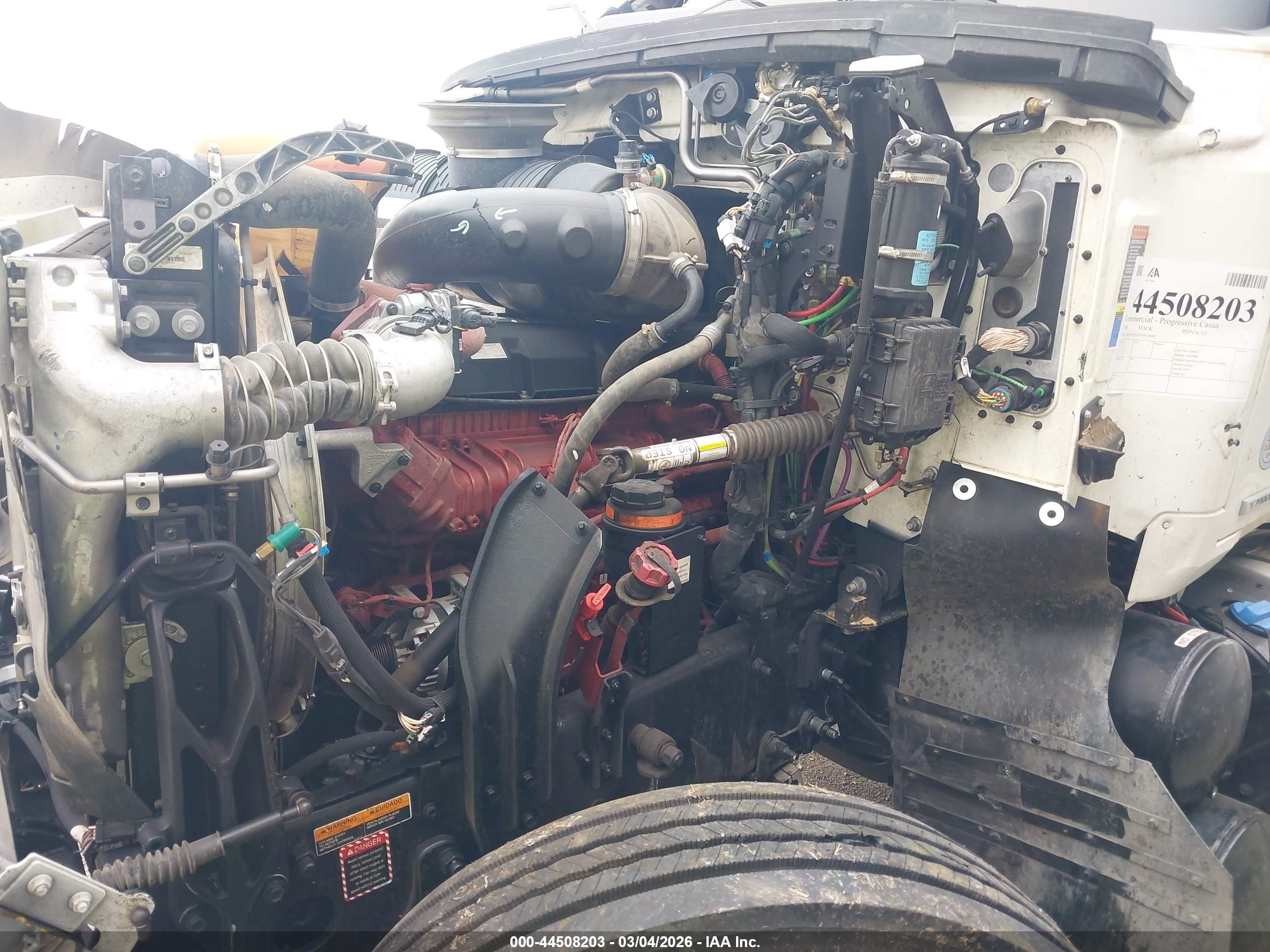 MACK PINNACLE image 10