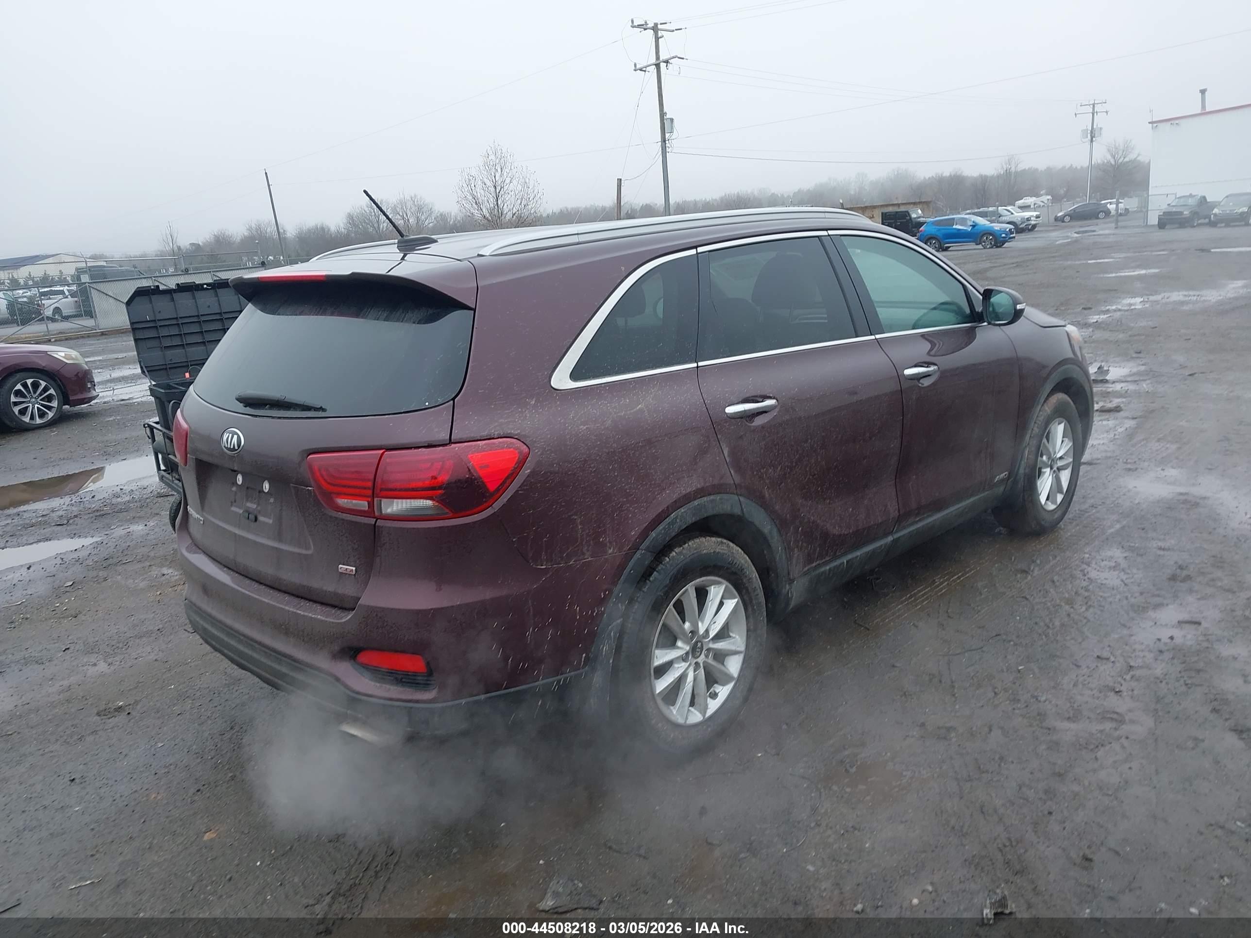 KIA SORENTO image 4