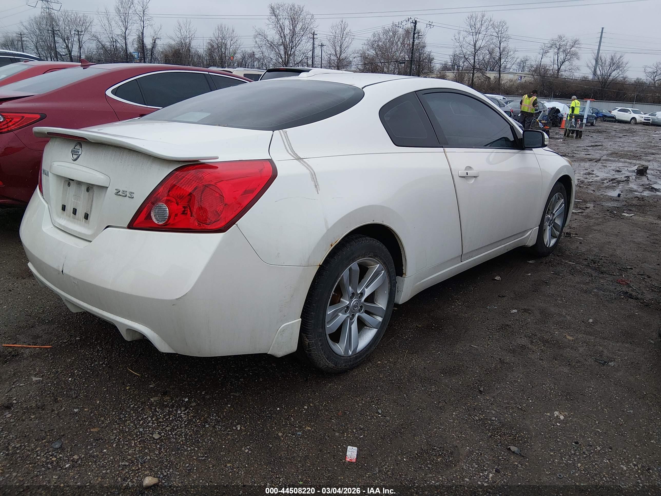 NISSAN ALTIMA image 4