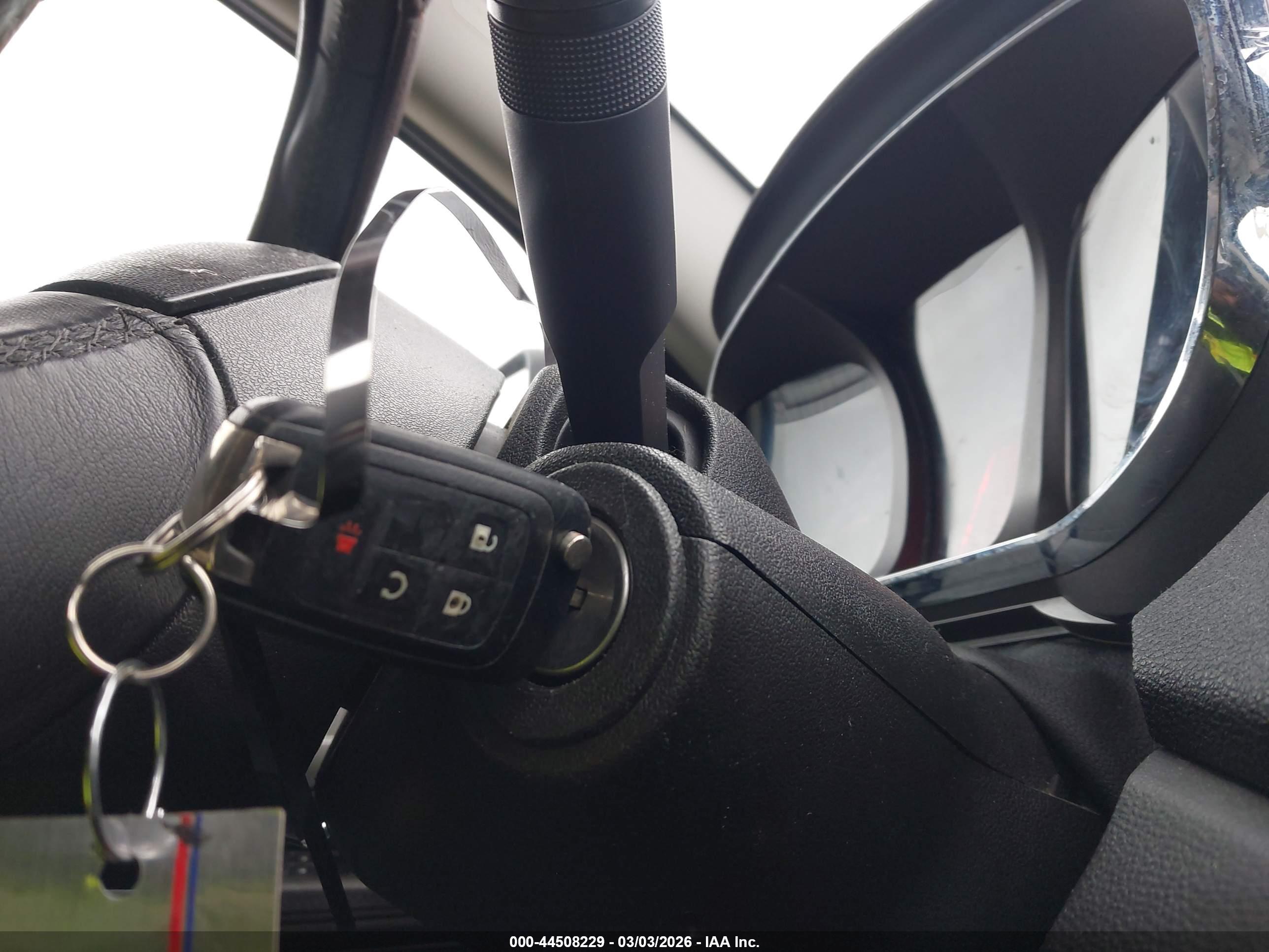 GMC TERRAIN image 11
