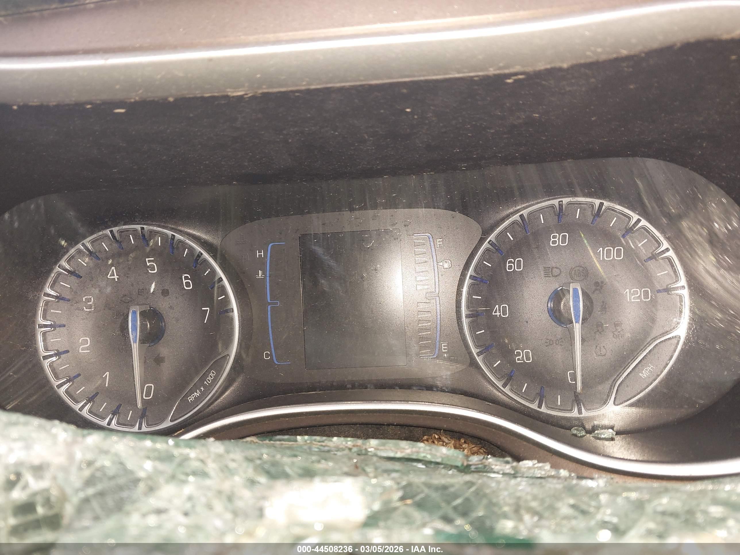 CHRYSLER VOYAGER image 7