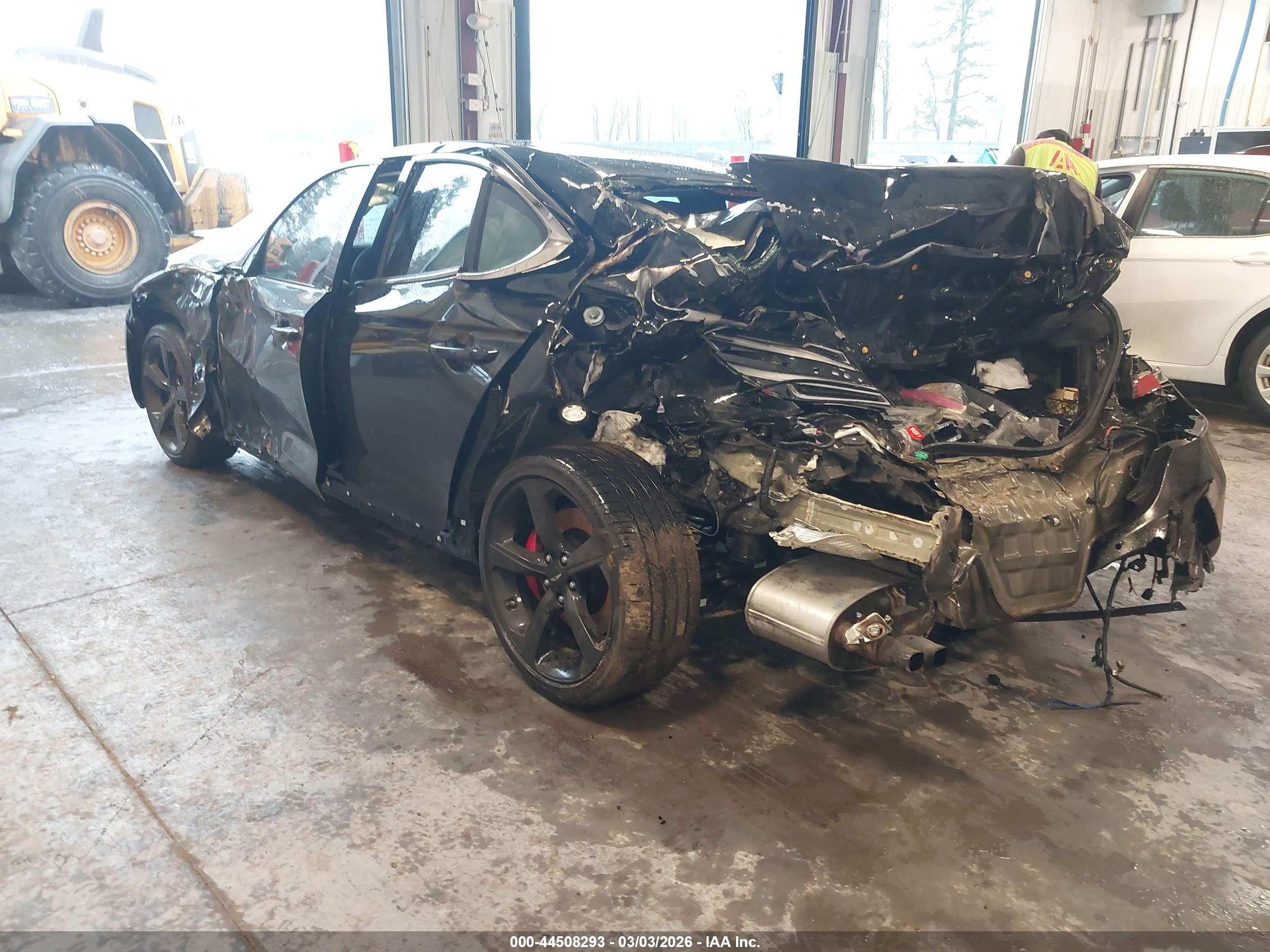 GENESIS G70 image 3