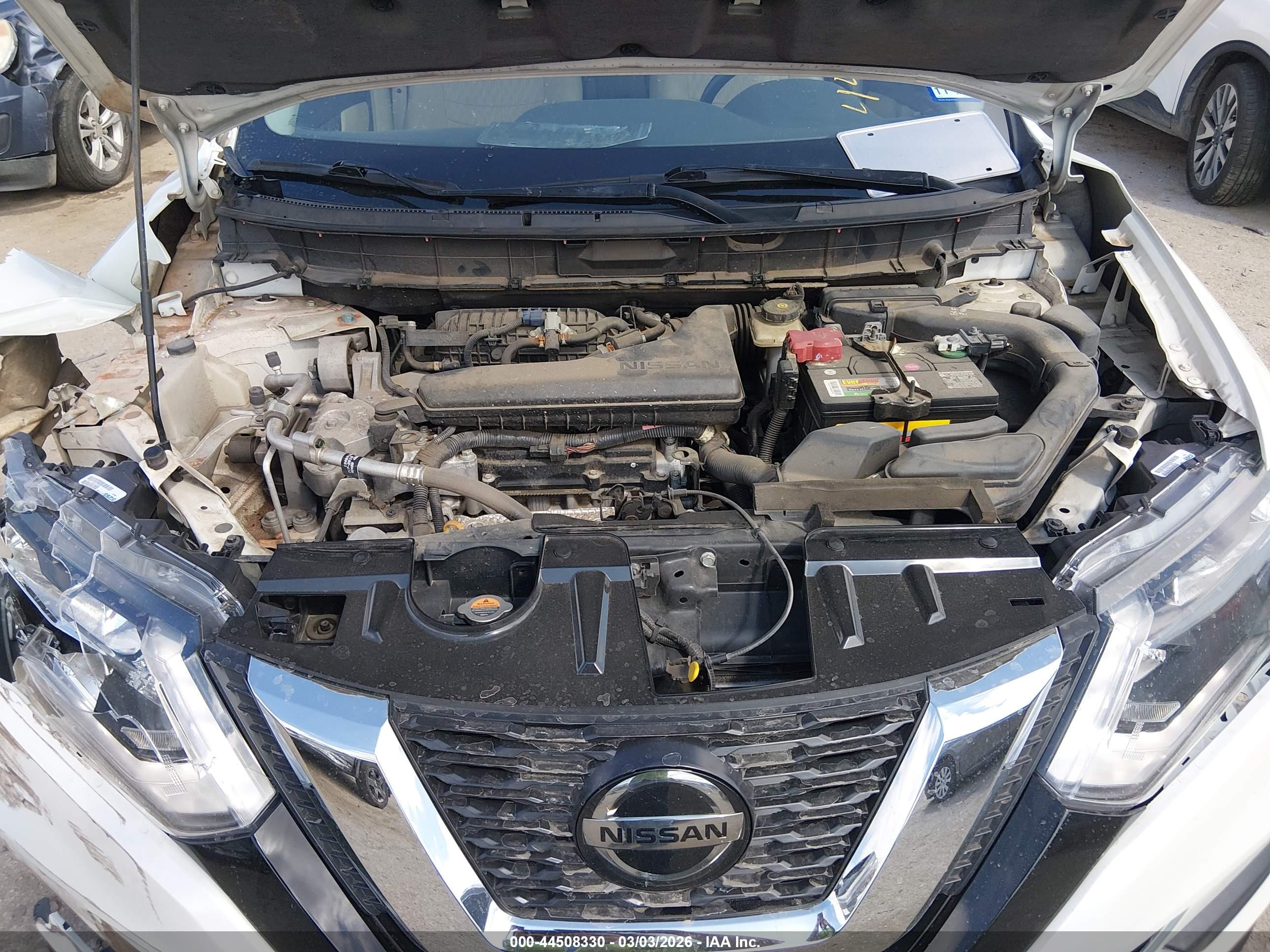 NISSAN ROGUE image 10