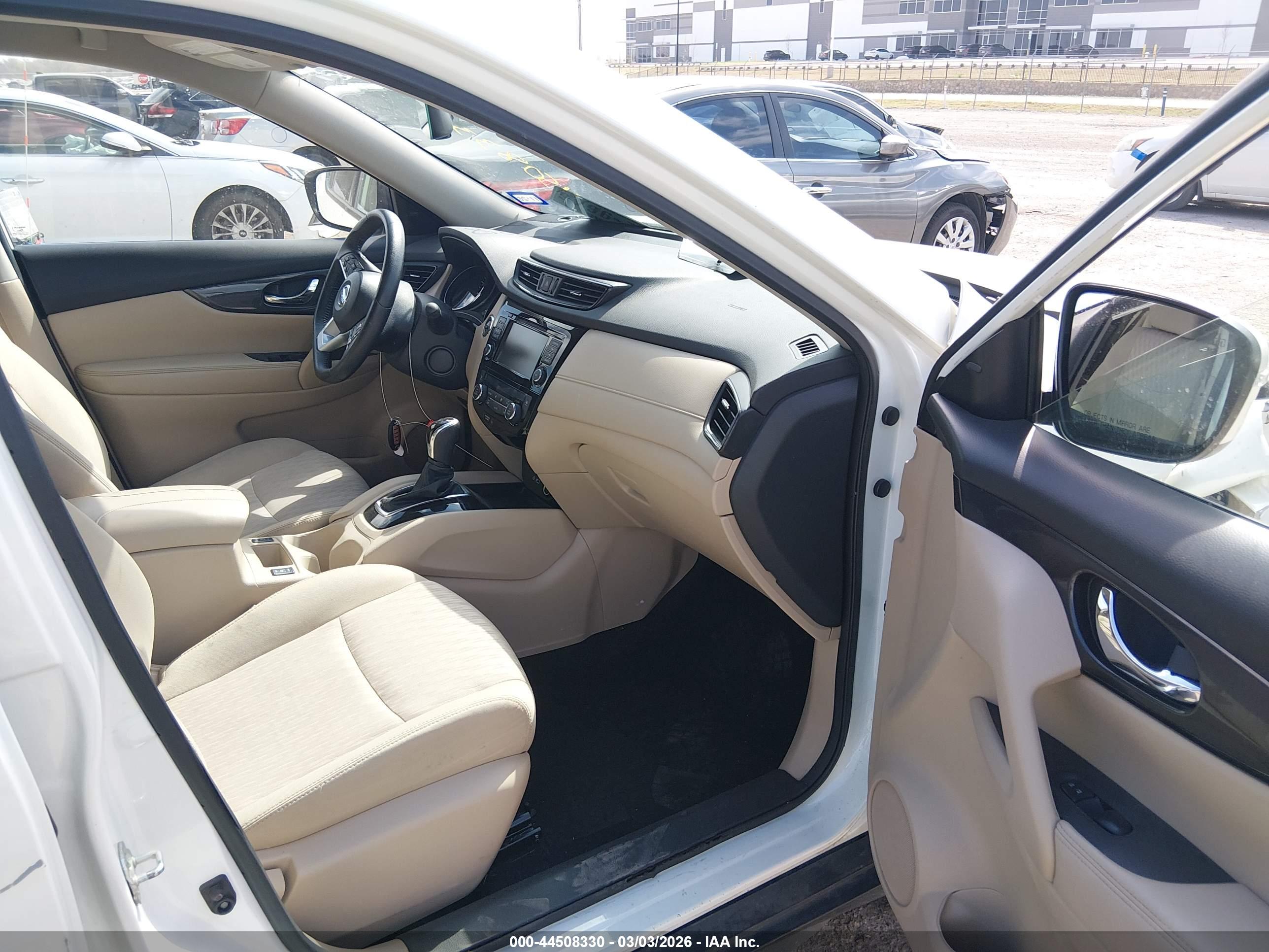 NISSAN ROGUE image 5