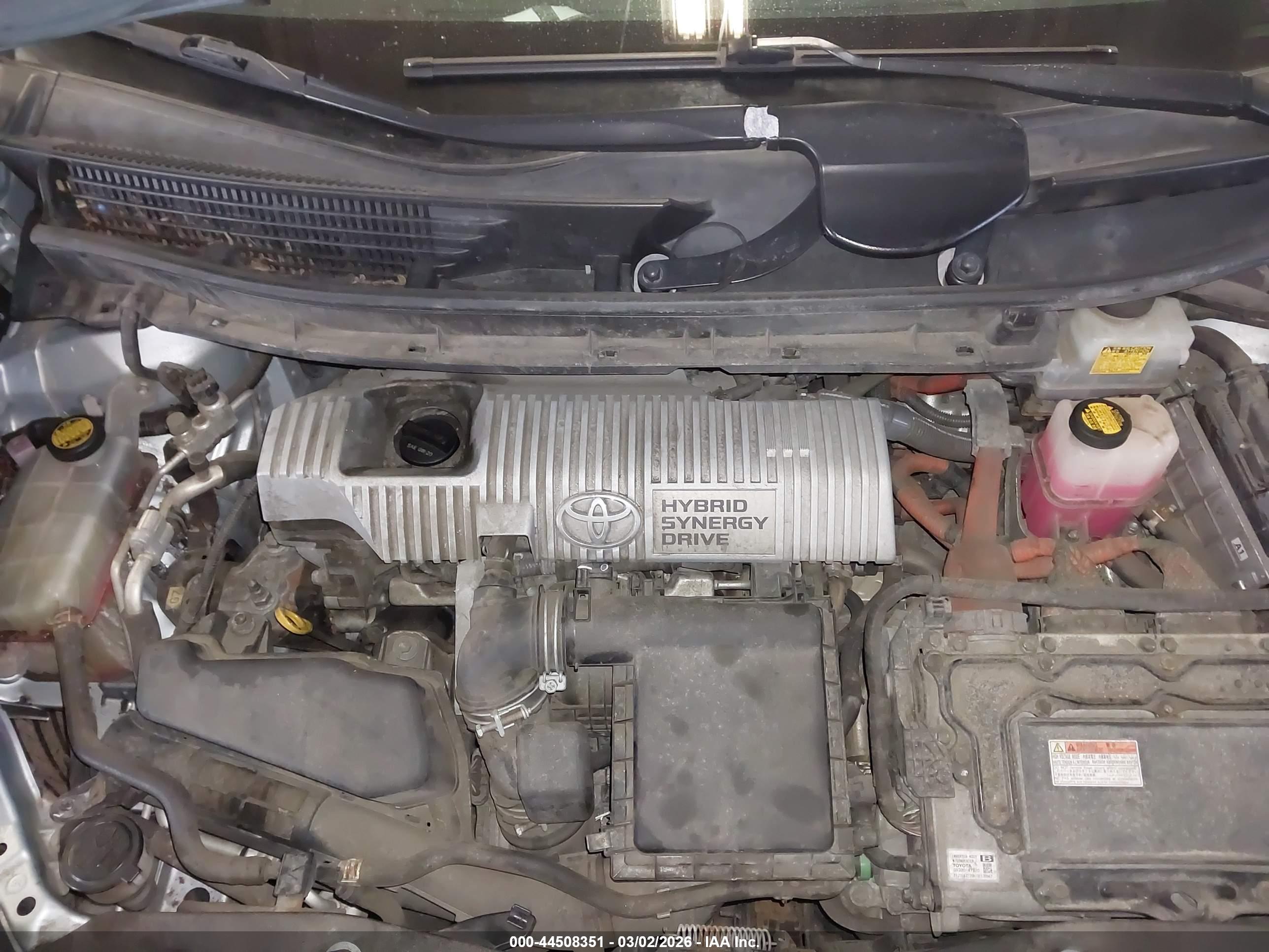 TOYOTA PRIUS image 10