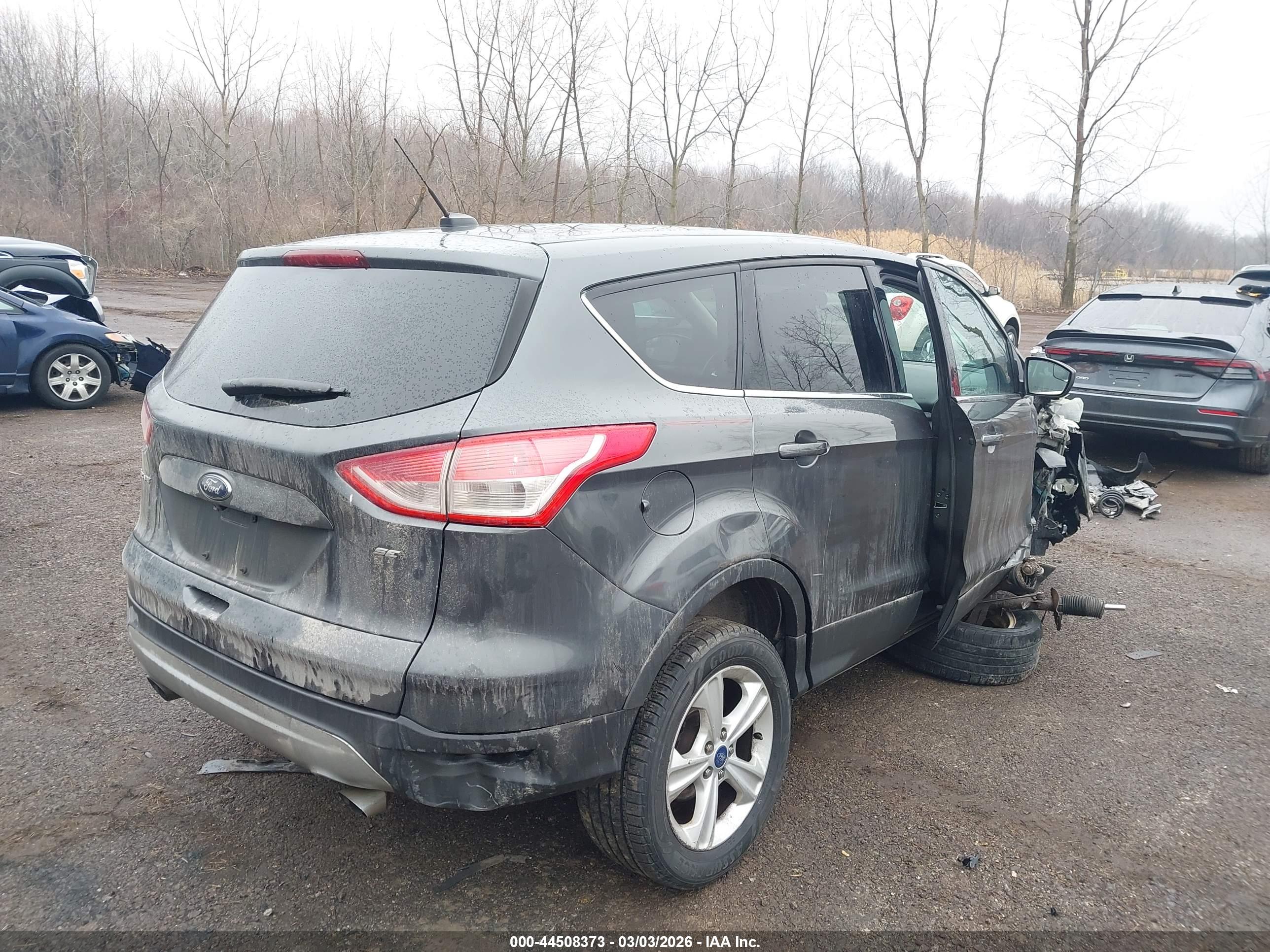 FORD ESCAPE image 4