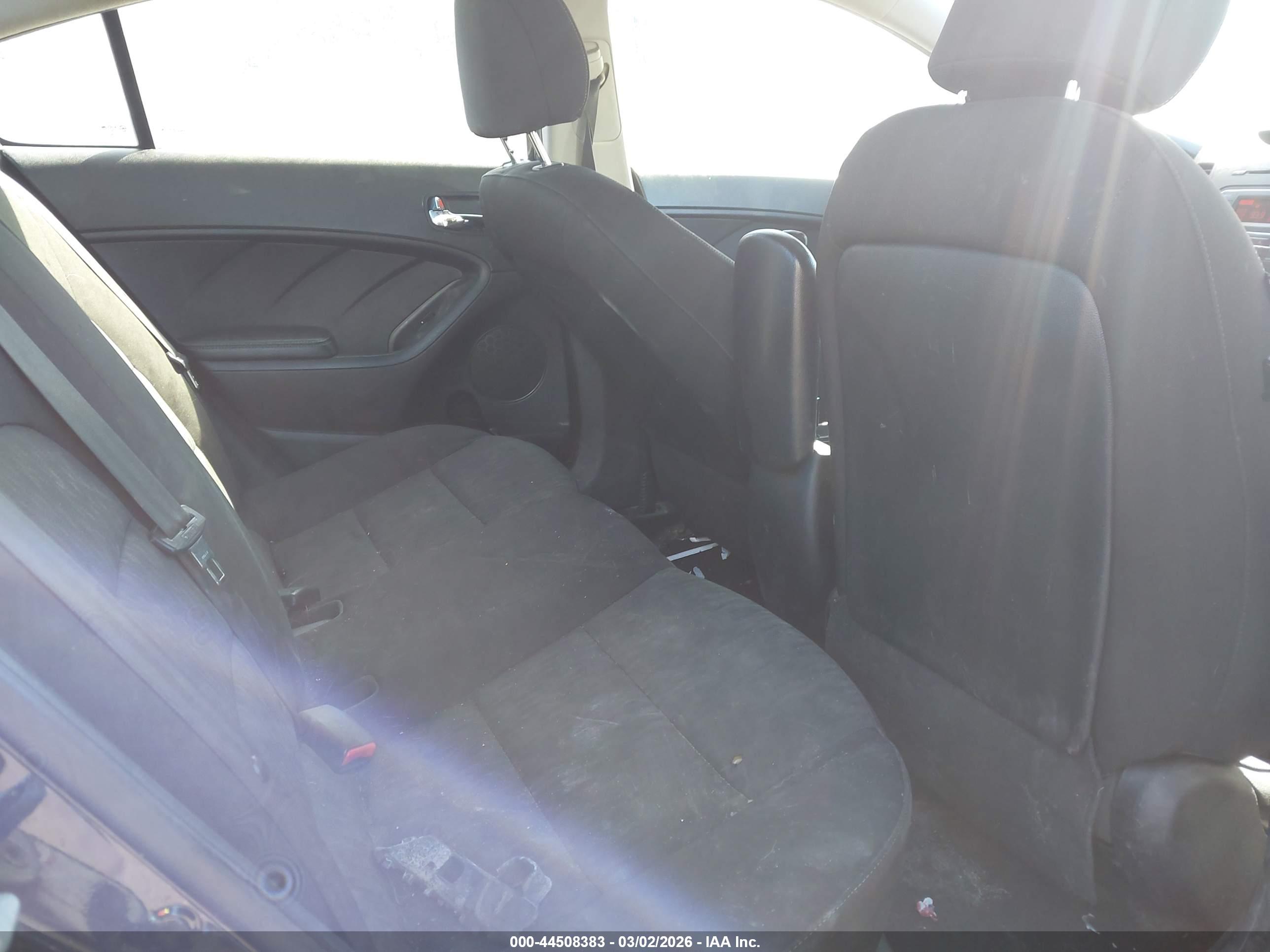 KIA FORTE image 8