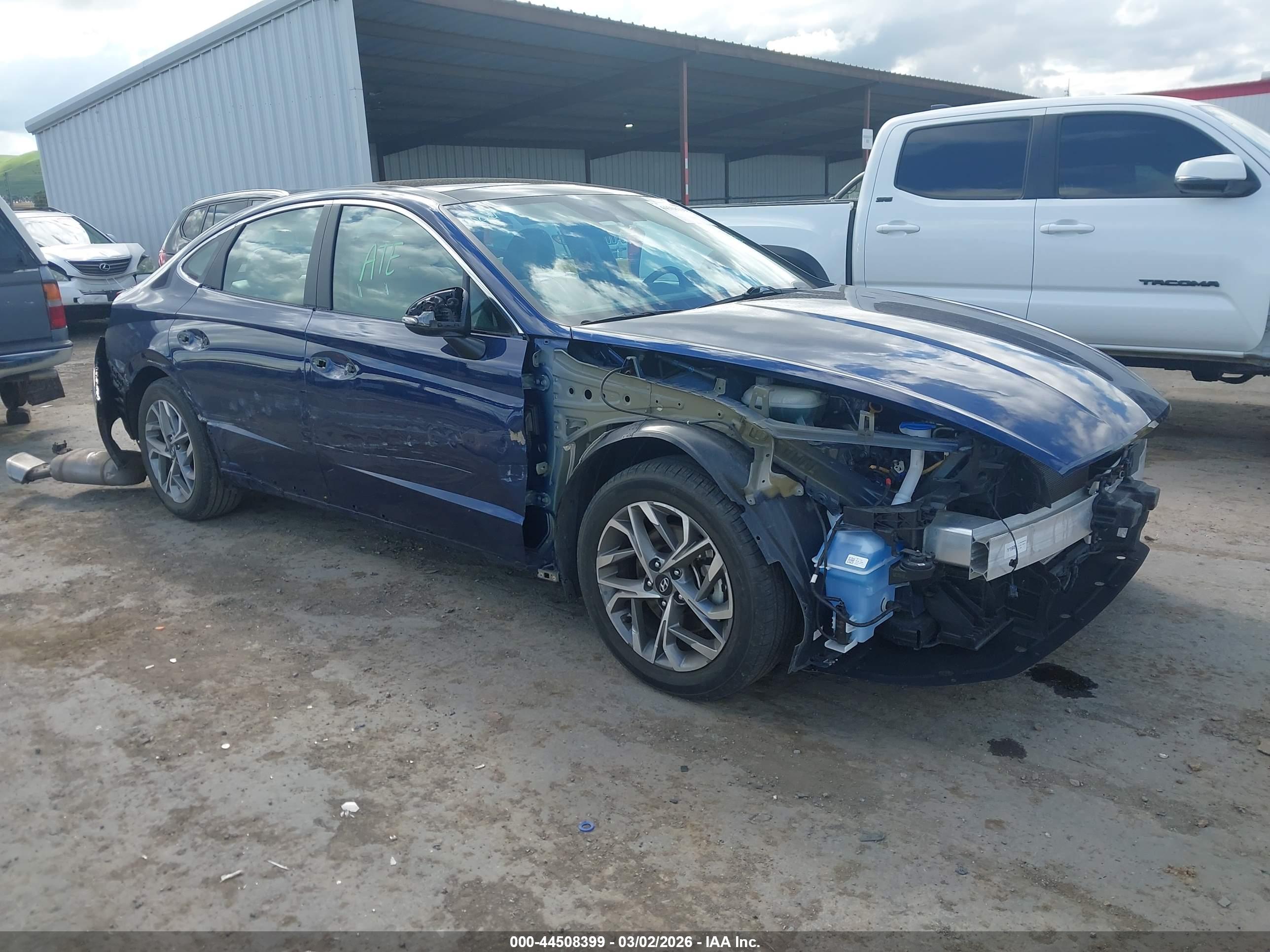 HYUNDAI SONATA image 6