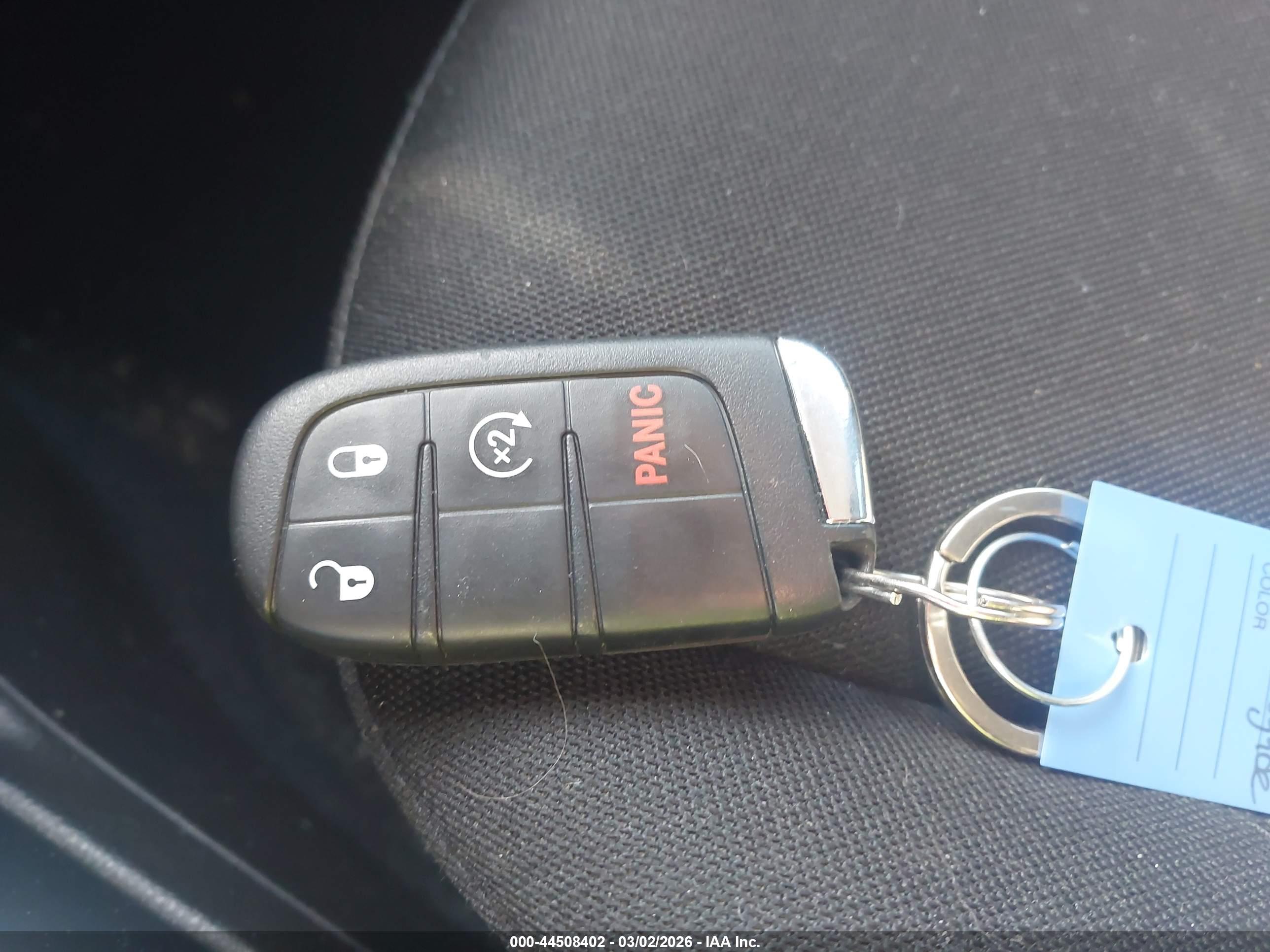 JEEP RENEGADE image 11