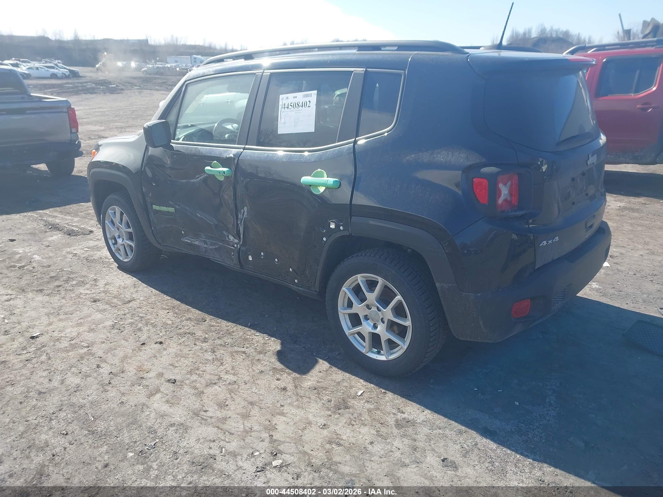 JEEP RENEGADE image 3