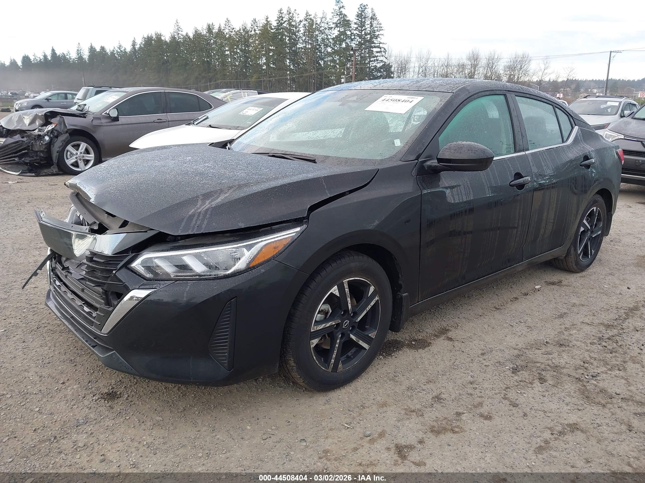 NISSAN SENTRA image 2