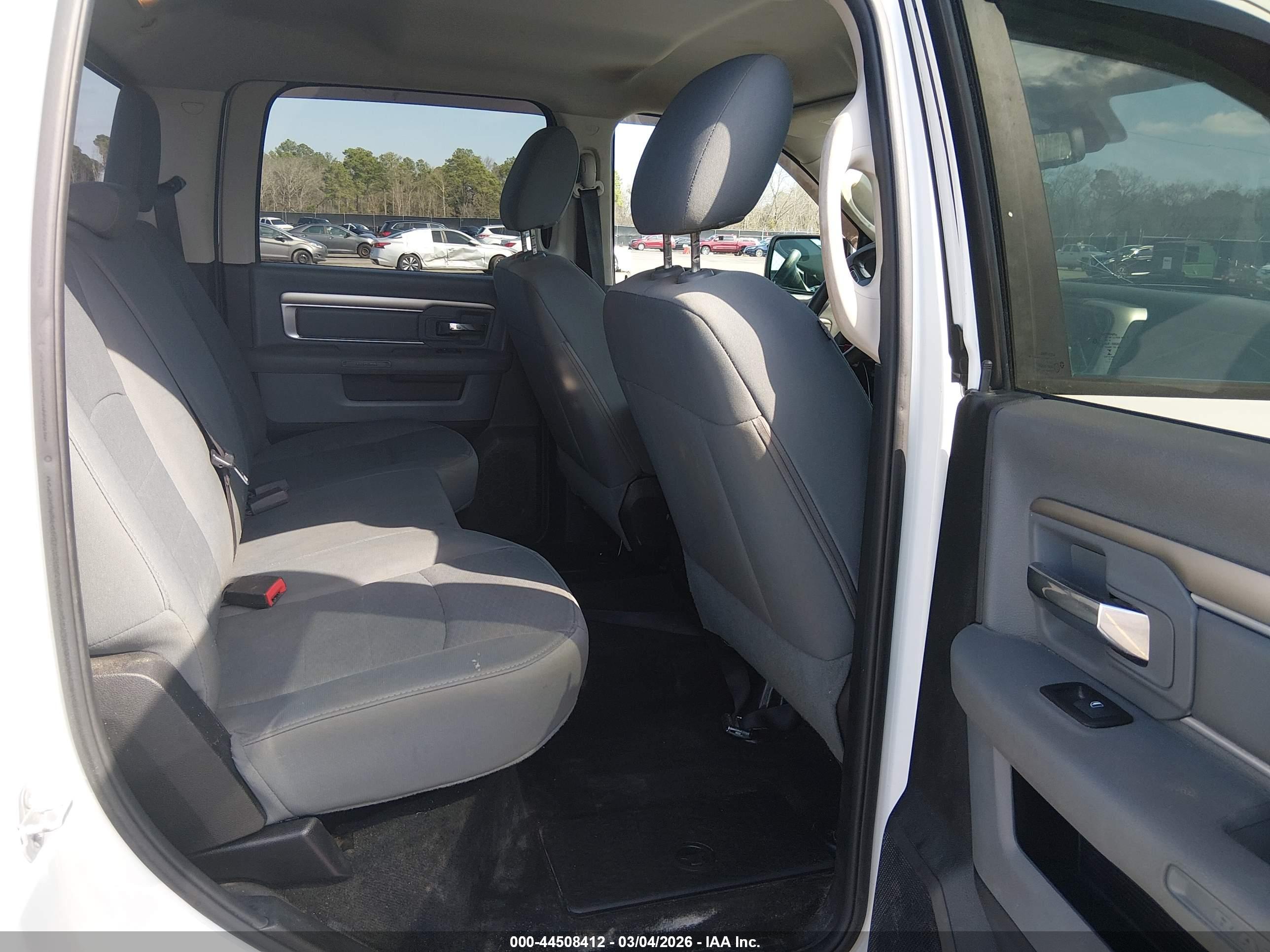 RAM 2500 image 8