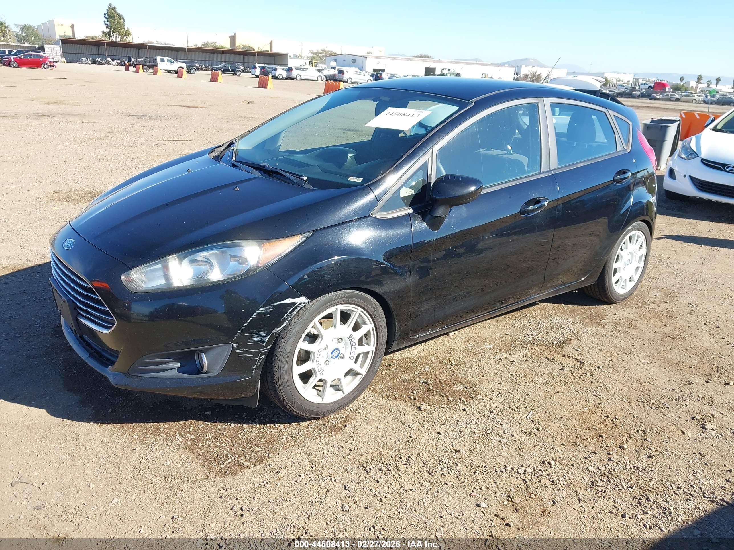 FORD FIESTA image 2