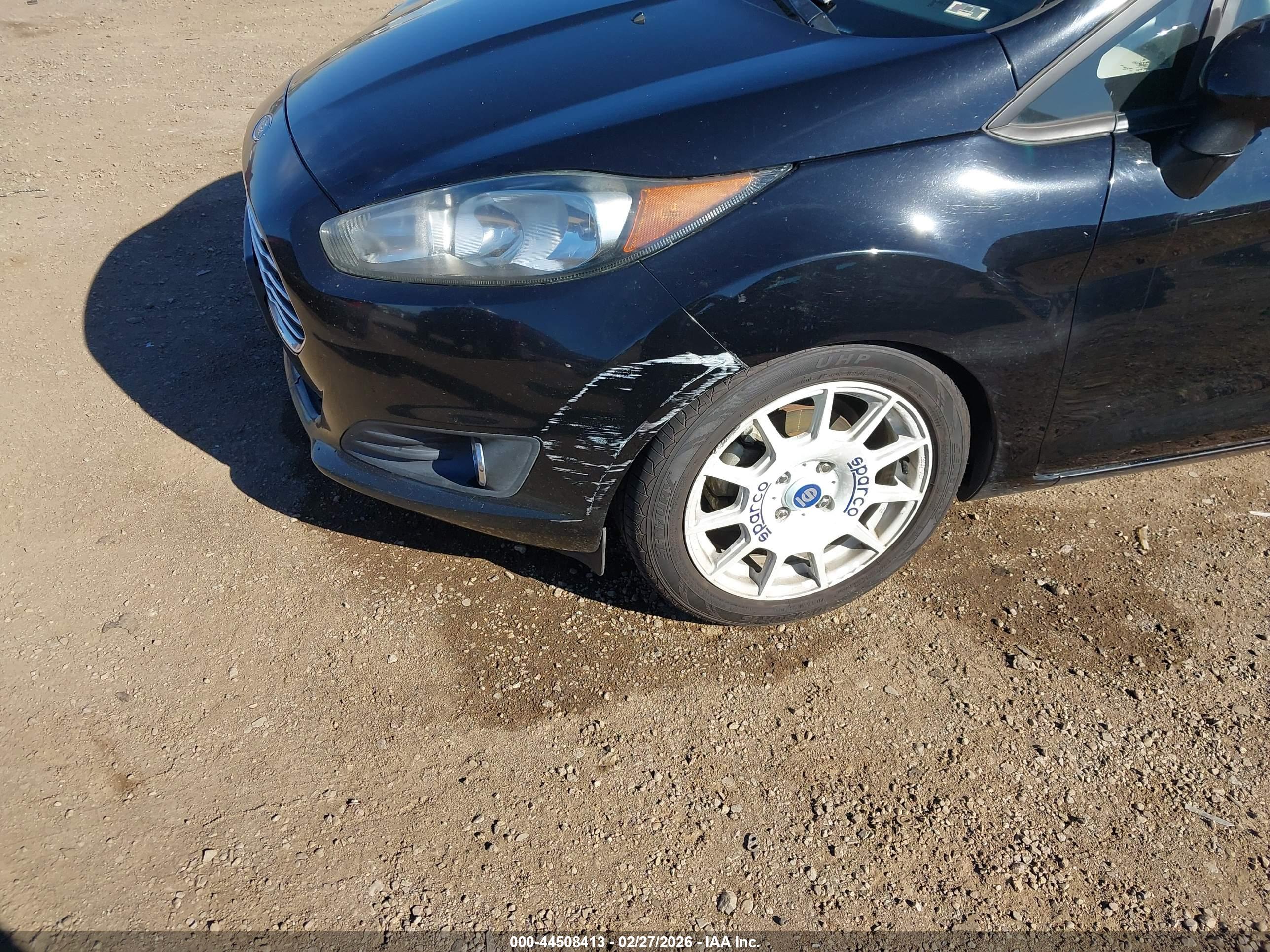 FORD FIESTA image 6