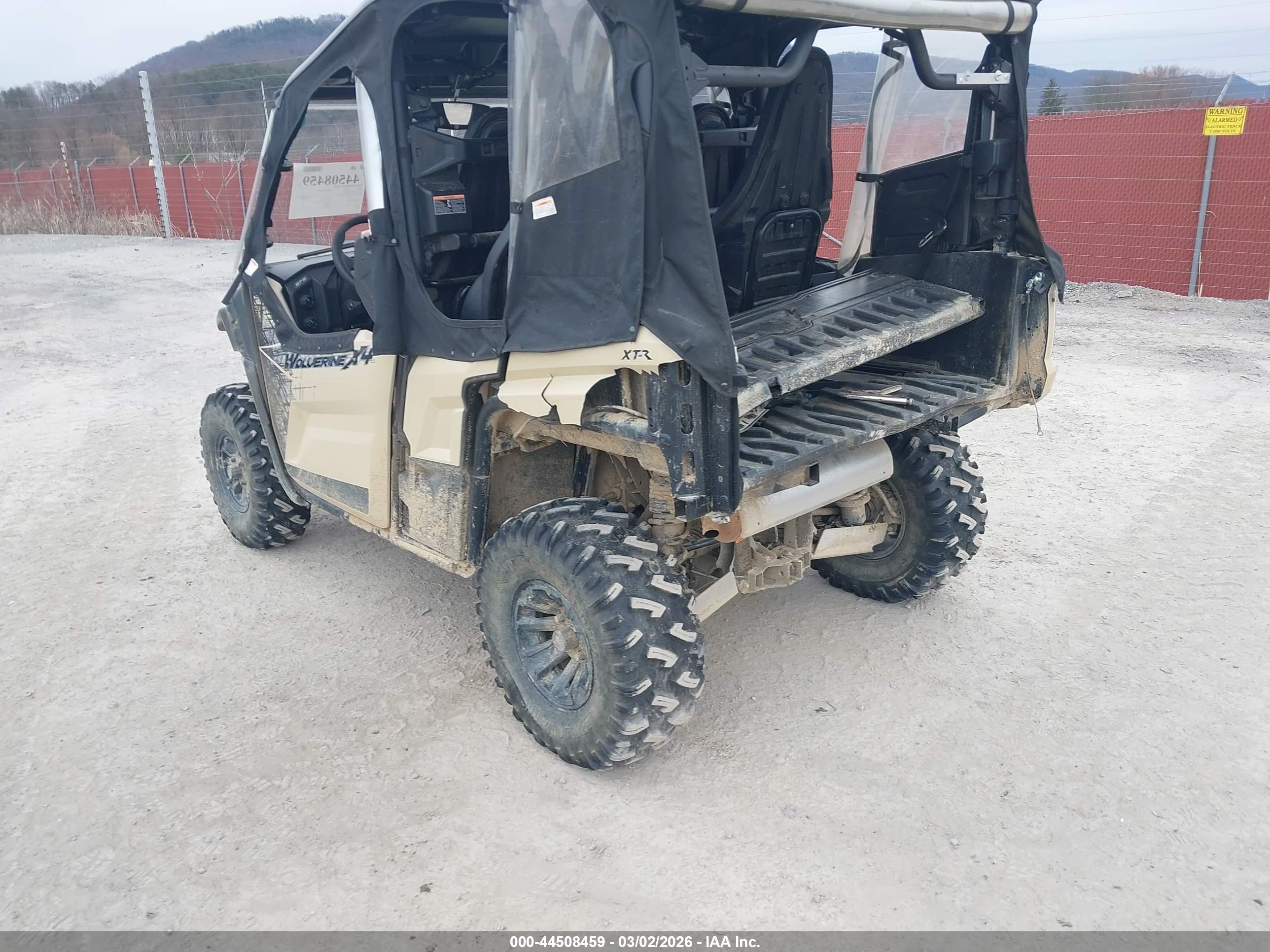 YAMAHA YXF850 image 3