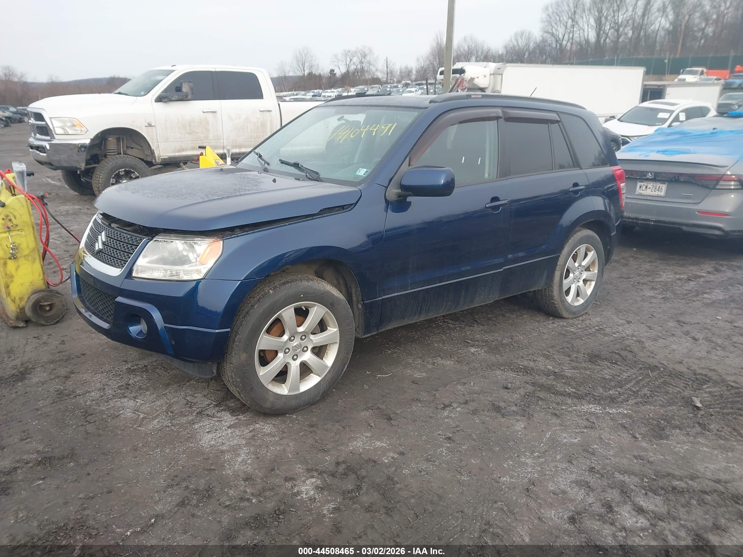 SUZUKI GRAND image 2