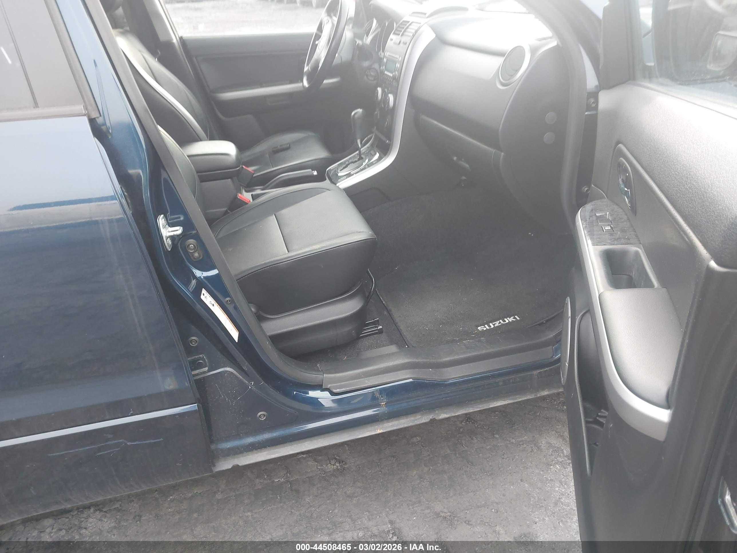 SUZUKI GRAND image 5