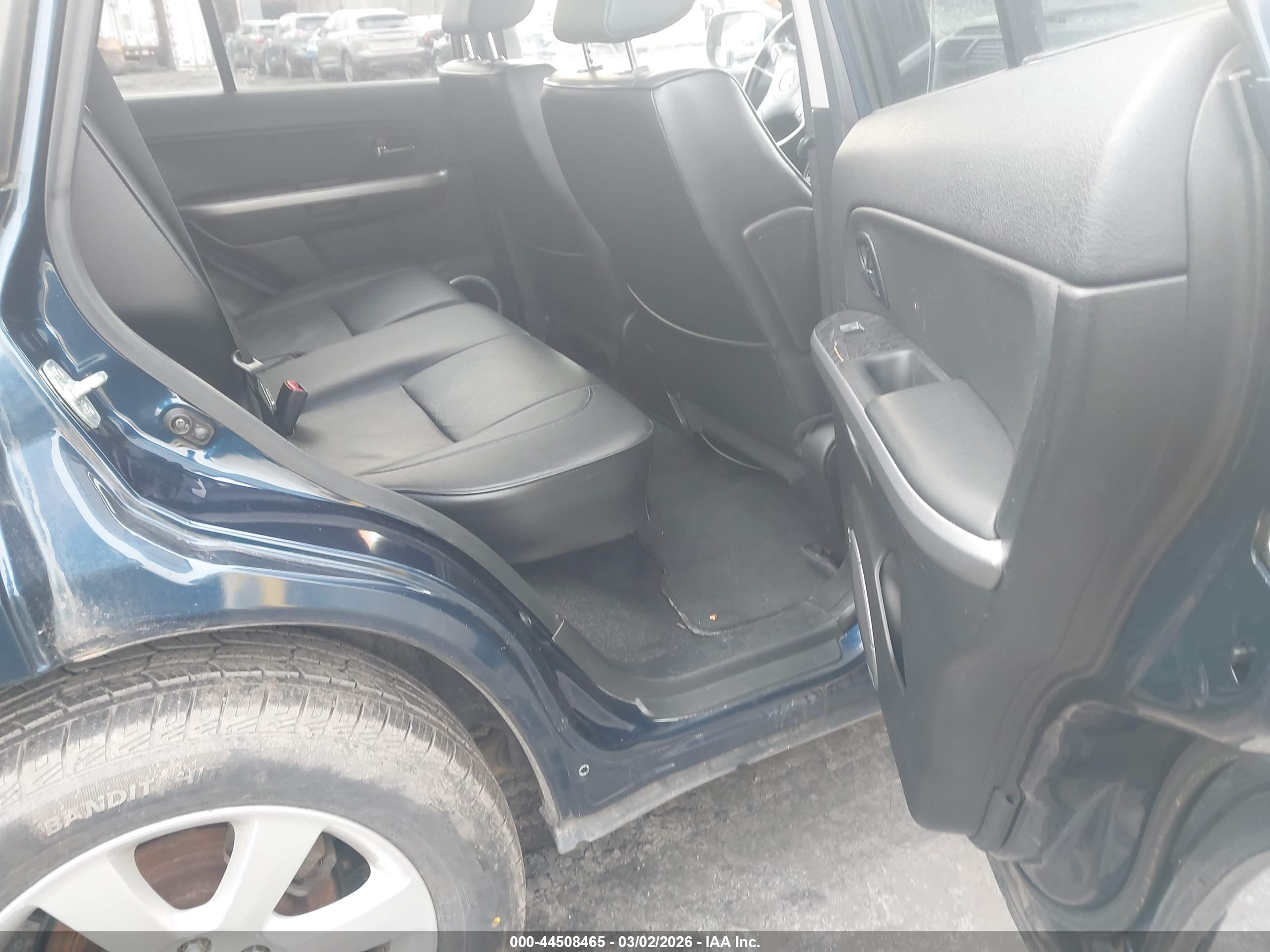 SUZUKI GRAND image 8