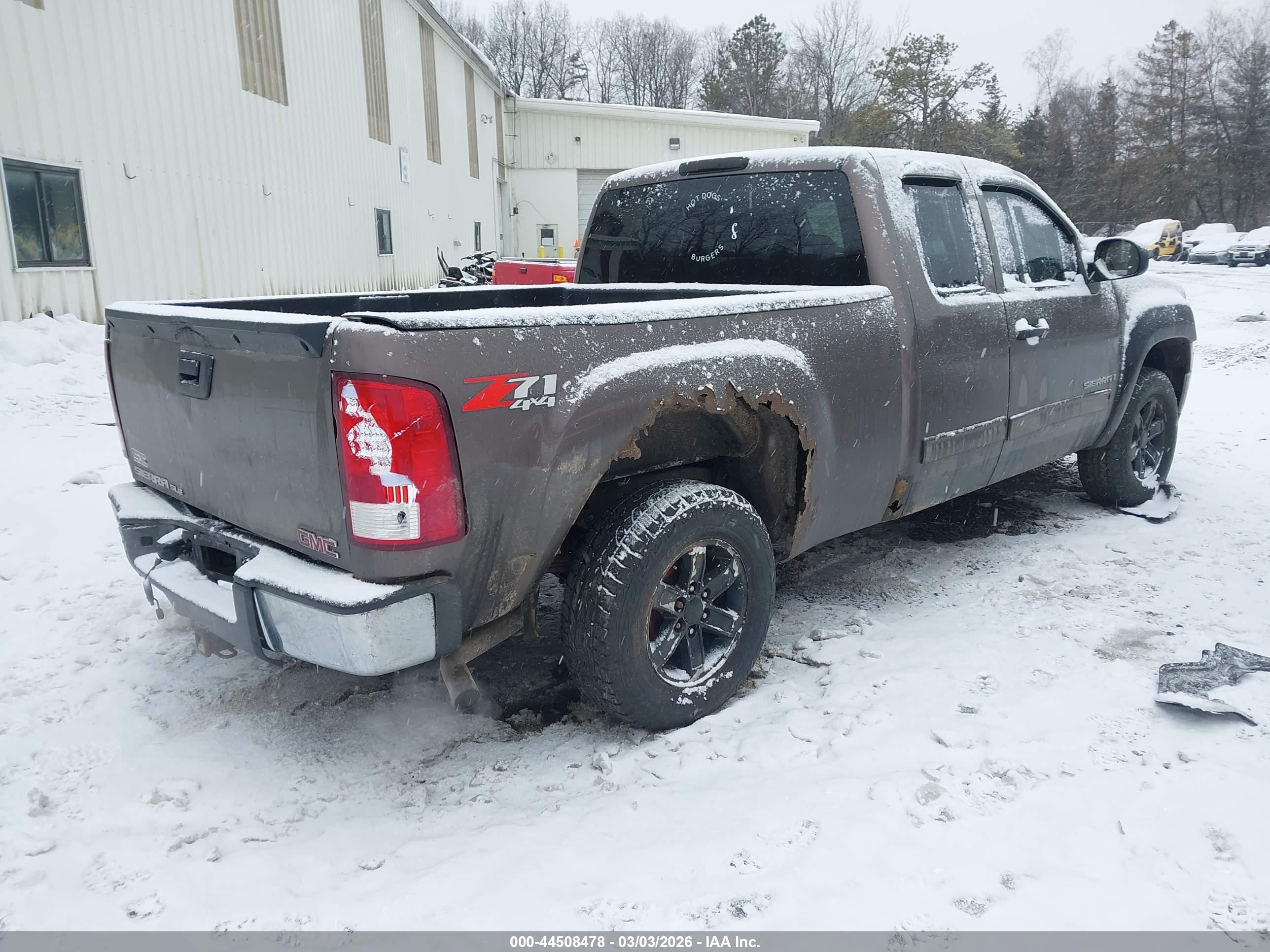 GMC SIERRA image 4