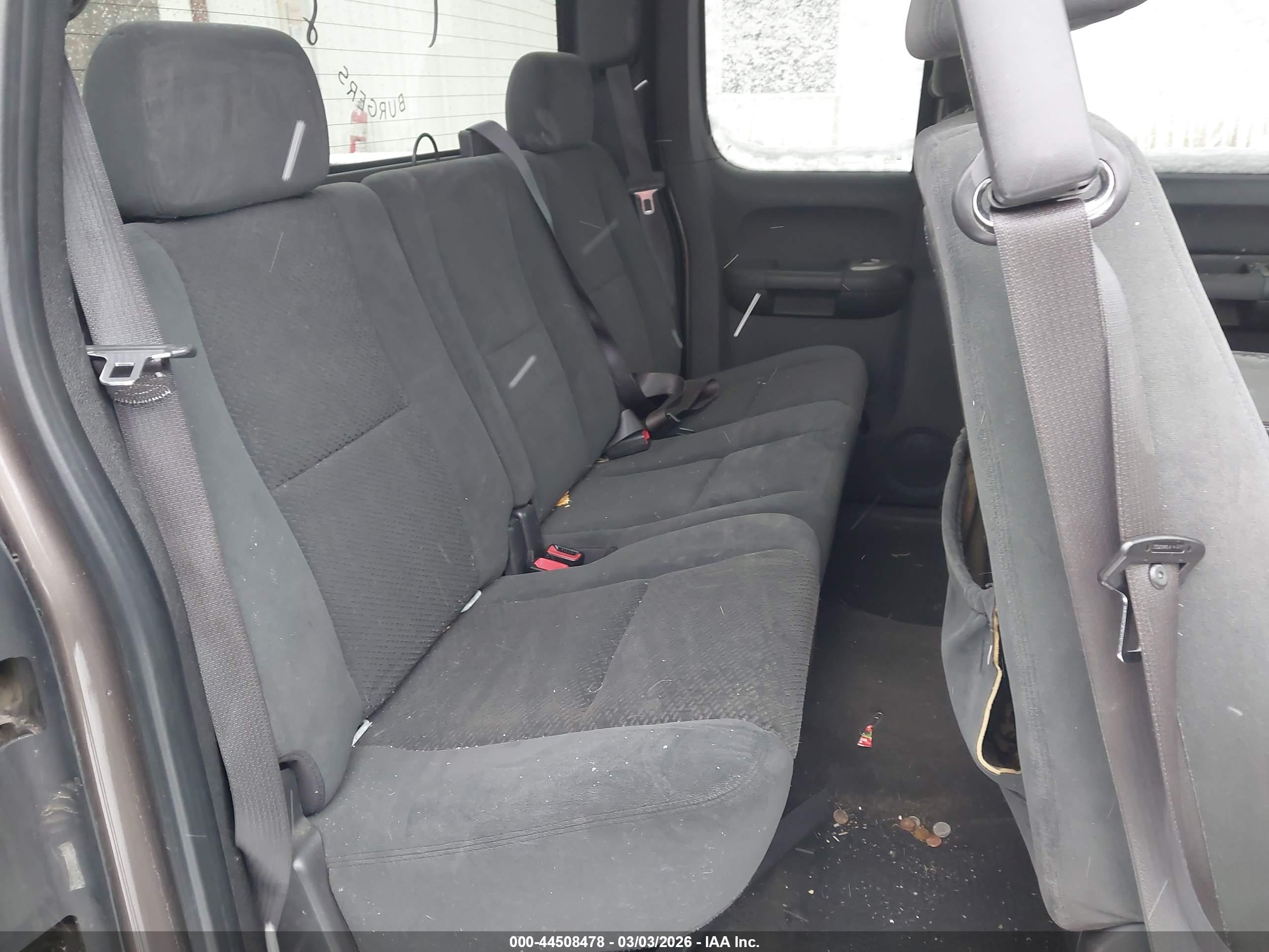 GMC SIERRA image 8