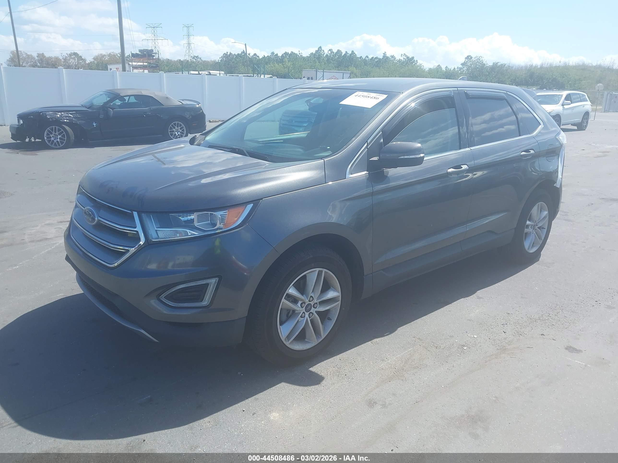 FORD EDGE image 2