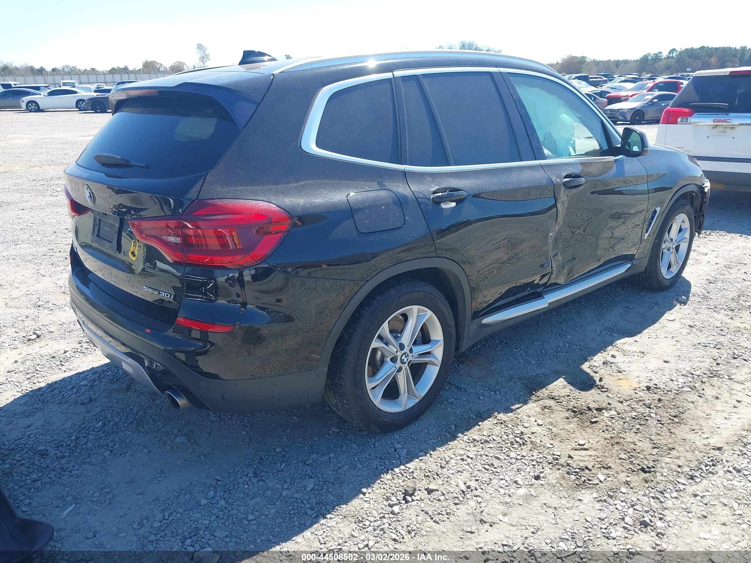BMW X3 image 4