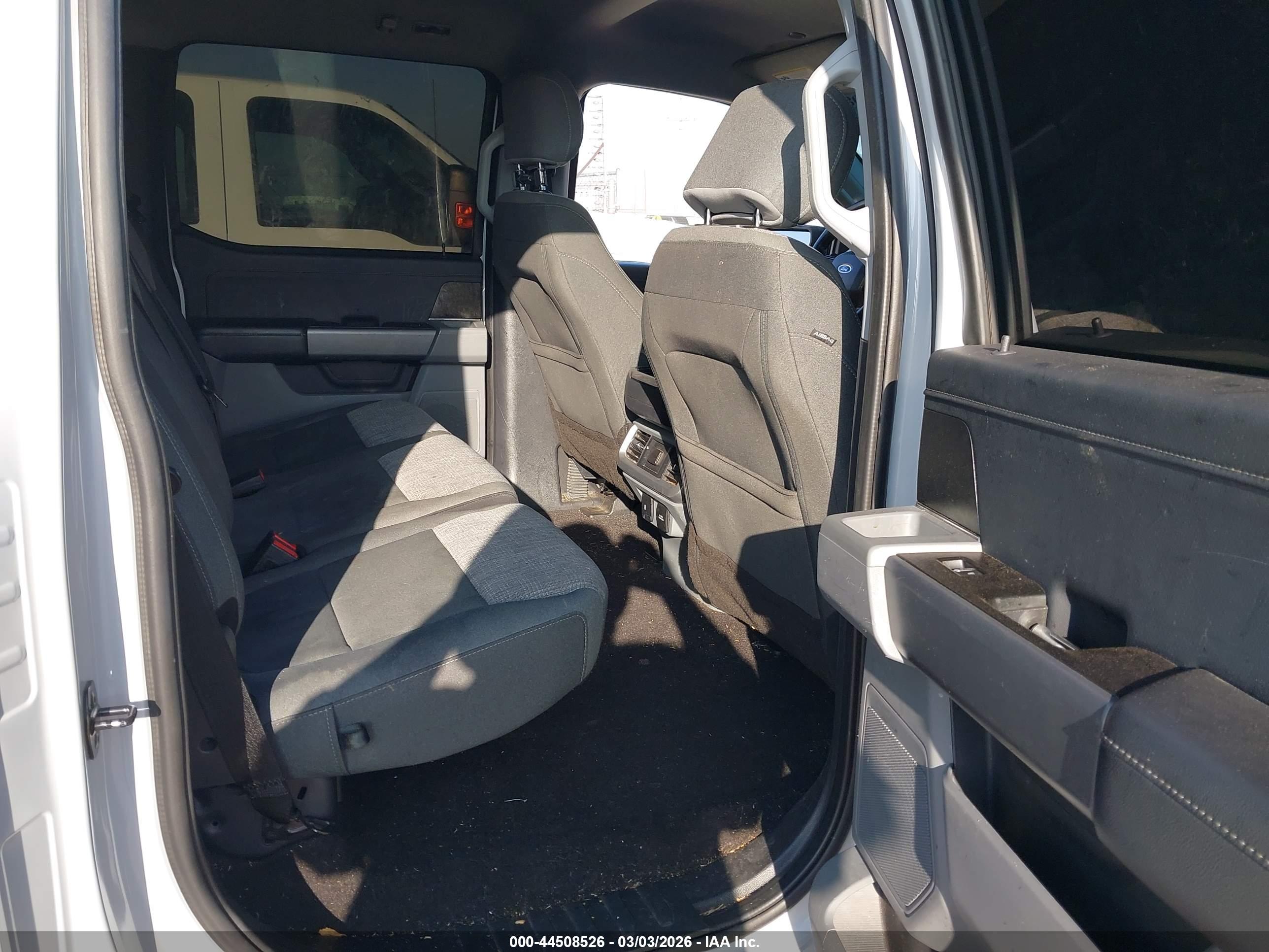 FORD F-150 image 8