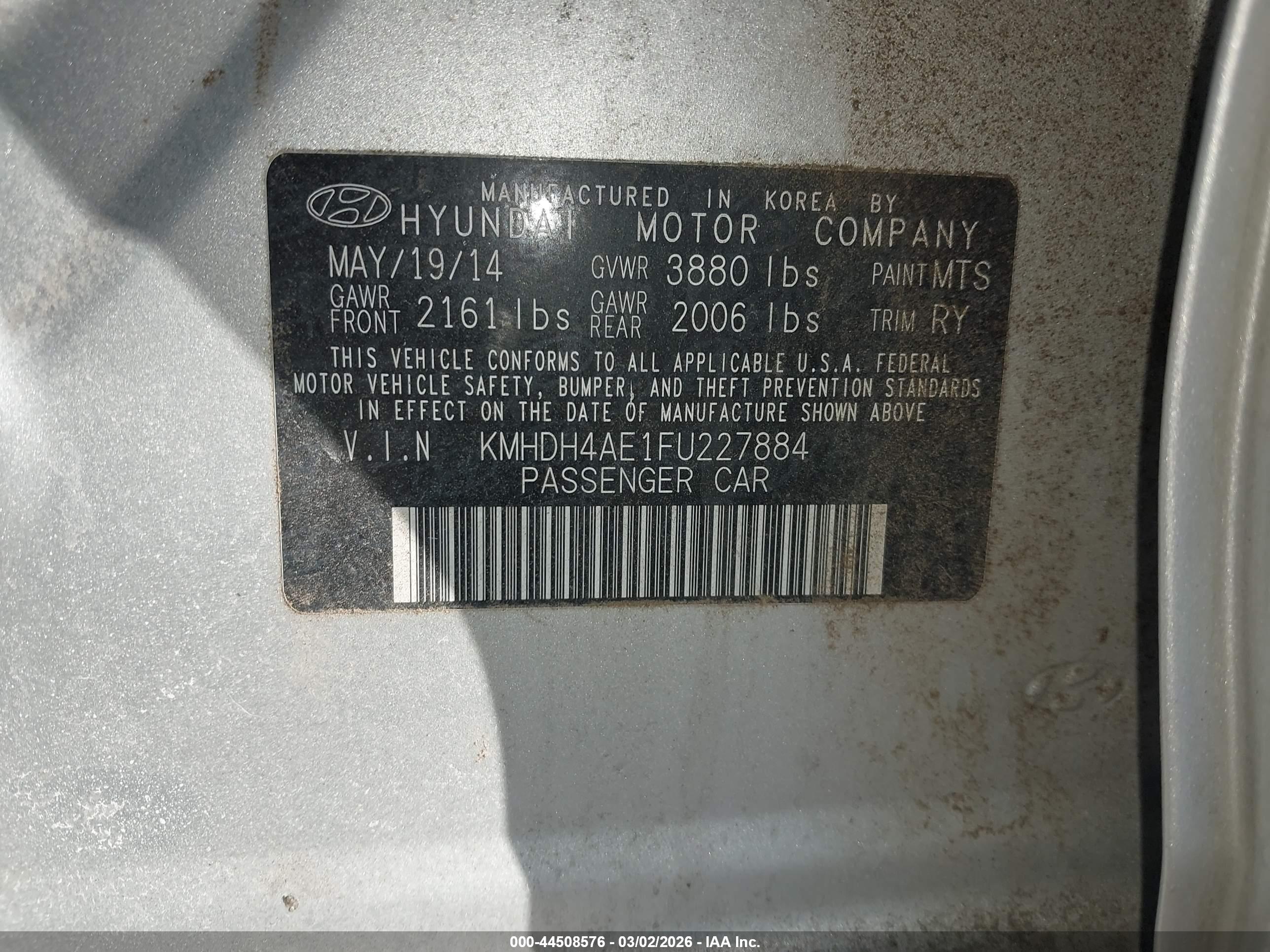 HYUNDAI ELANTRA image 9