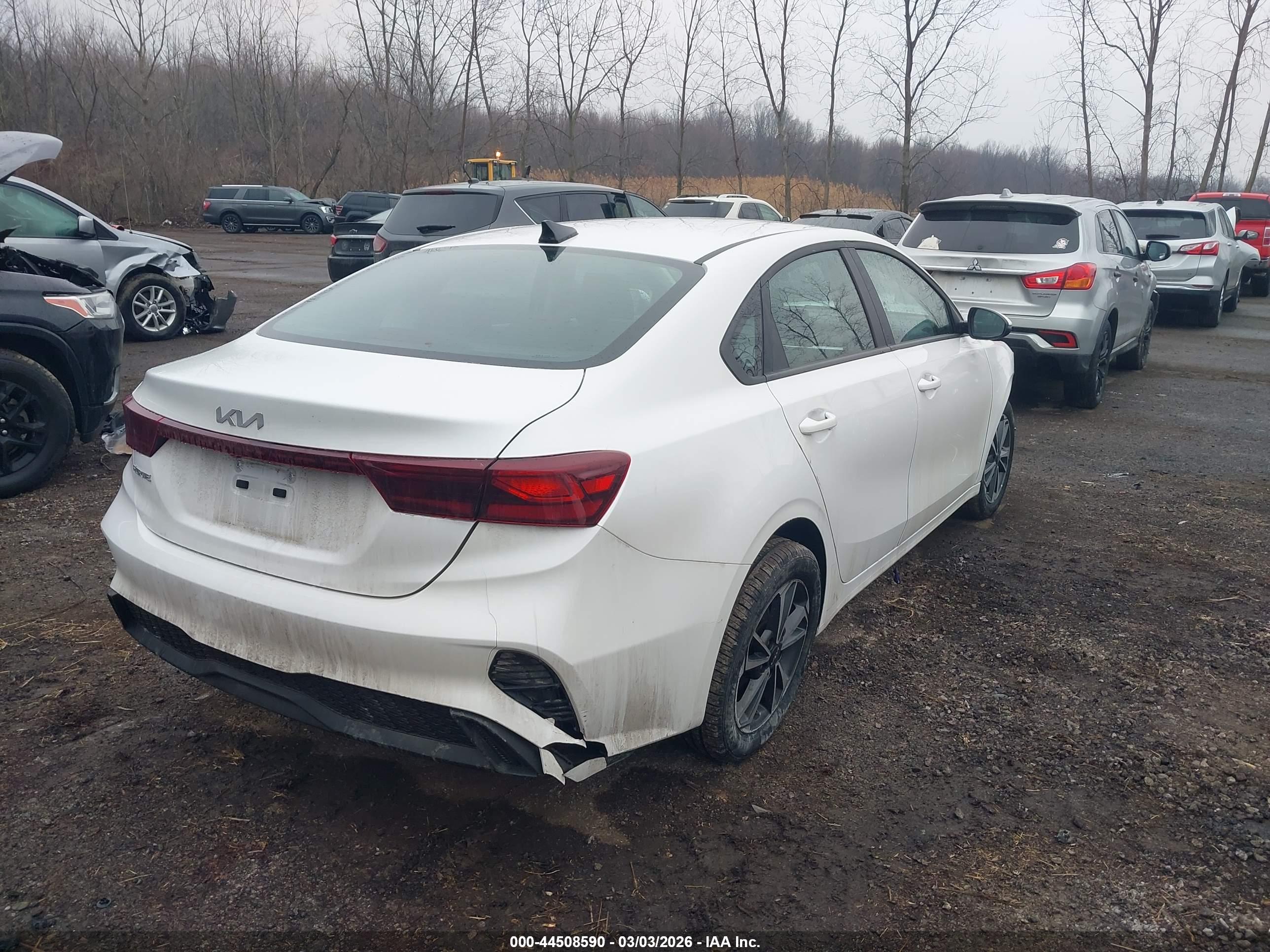 KIA FORTE image 4