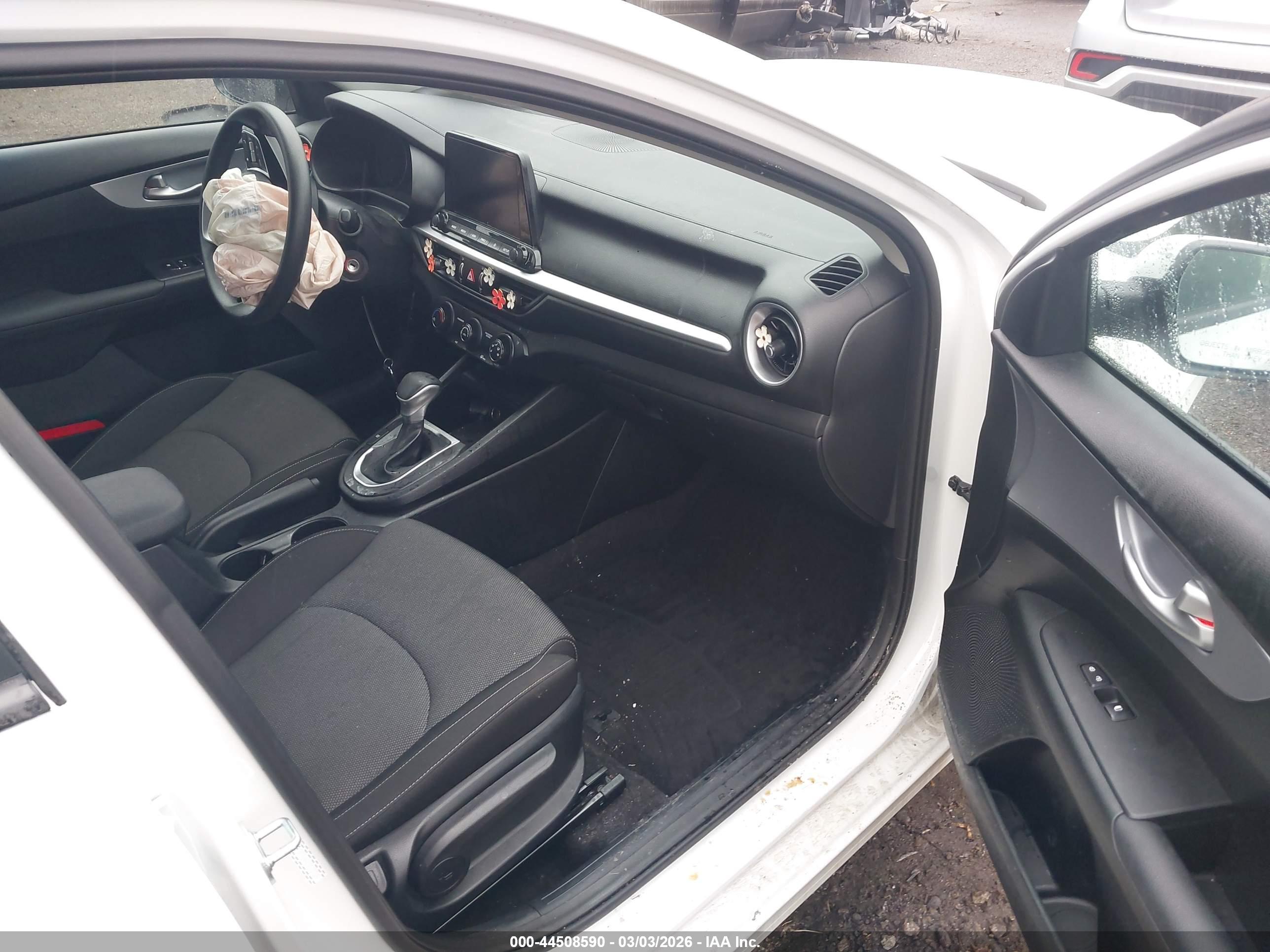 KIA FORTE image 5